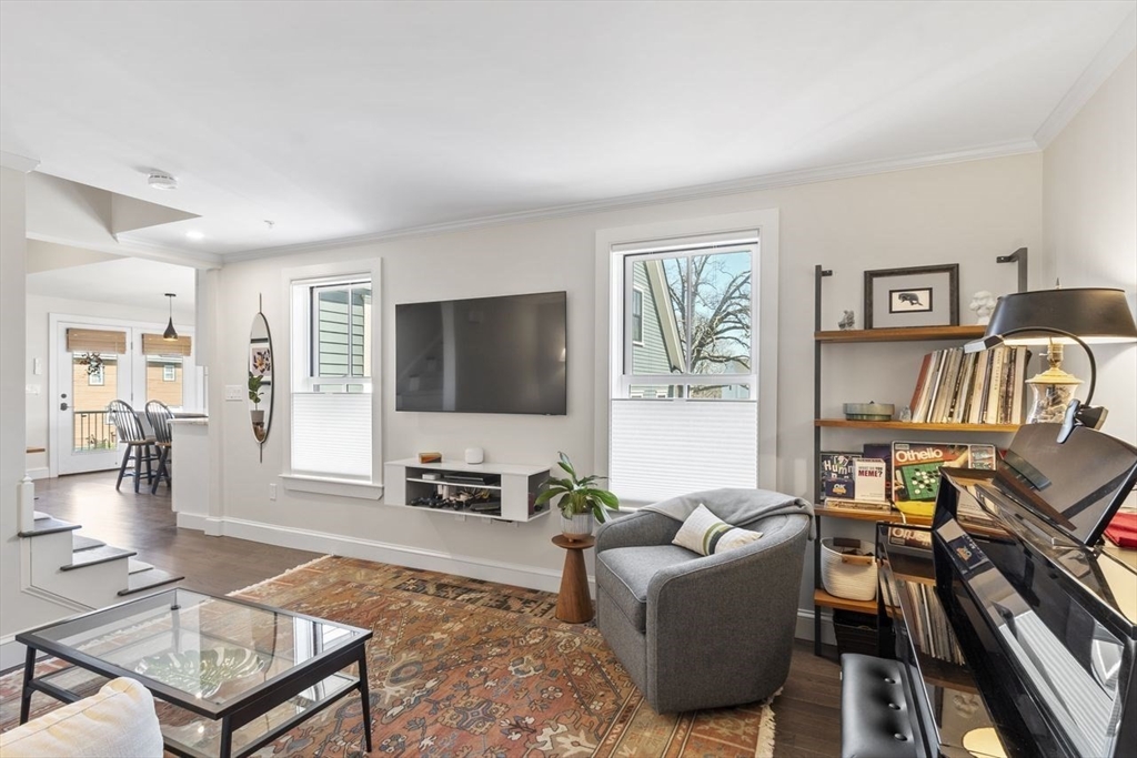 Amesbury, Massachusetts, 01913, United States, 2 Bedrooms Bedrooms, ,2 BathroomsBathrooms,Residential,For Sale,2049079
