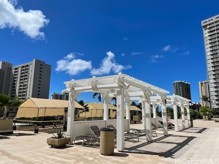 Honolulu, Hawaii, 96815, United States, 1 Bedroom Bedrooms, ,2 BathroomsBathrooms,Residential,For Sale,1901769