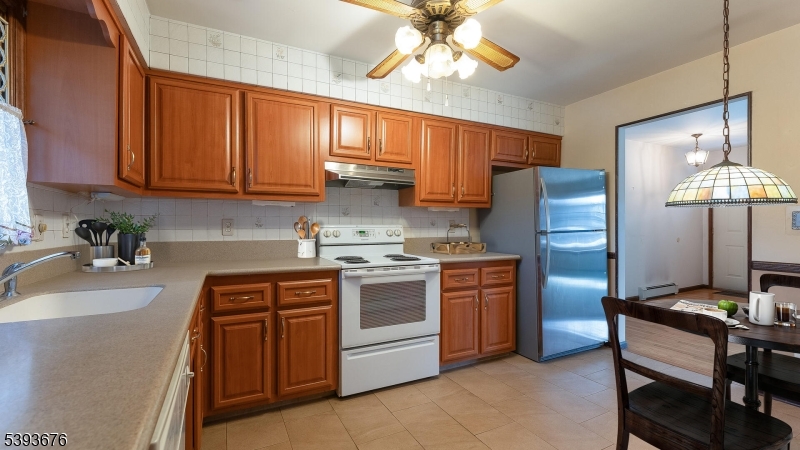 Kingwood Twp., New Jersey, 08867, United States, 3 Bedrooms Bedrooms, ,2 BathroomsBathrooms,Residential,For Sale,1988305