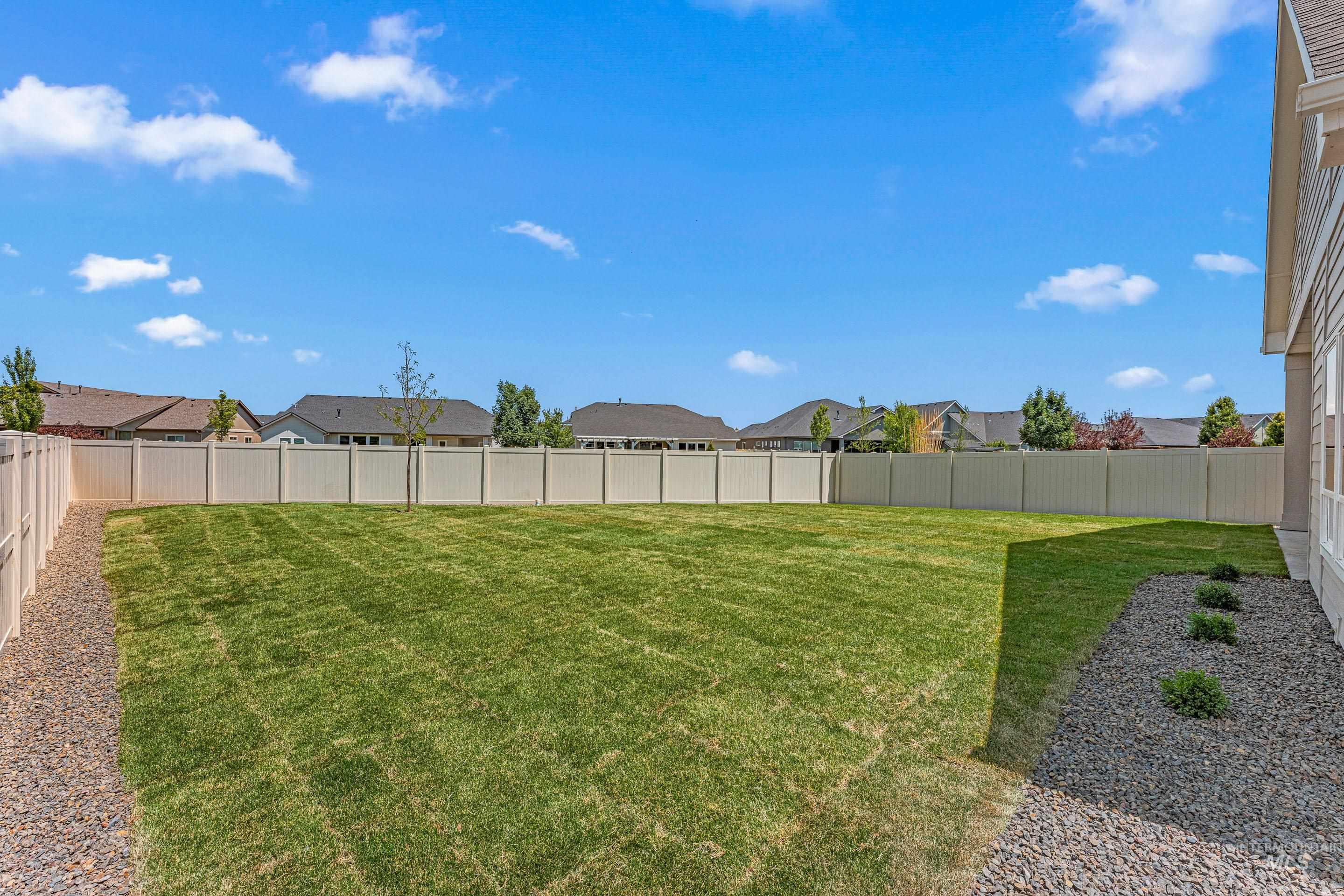 Boise, Idaho, 83716, United States, 3 Bedrooms Bedrooms, ,Residential,For Sale,1927423