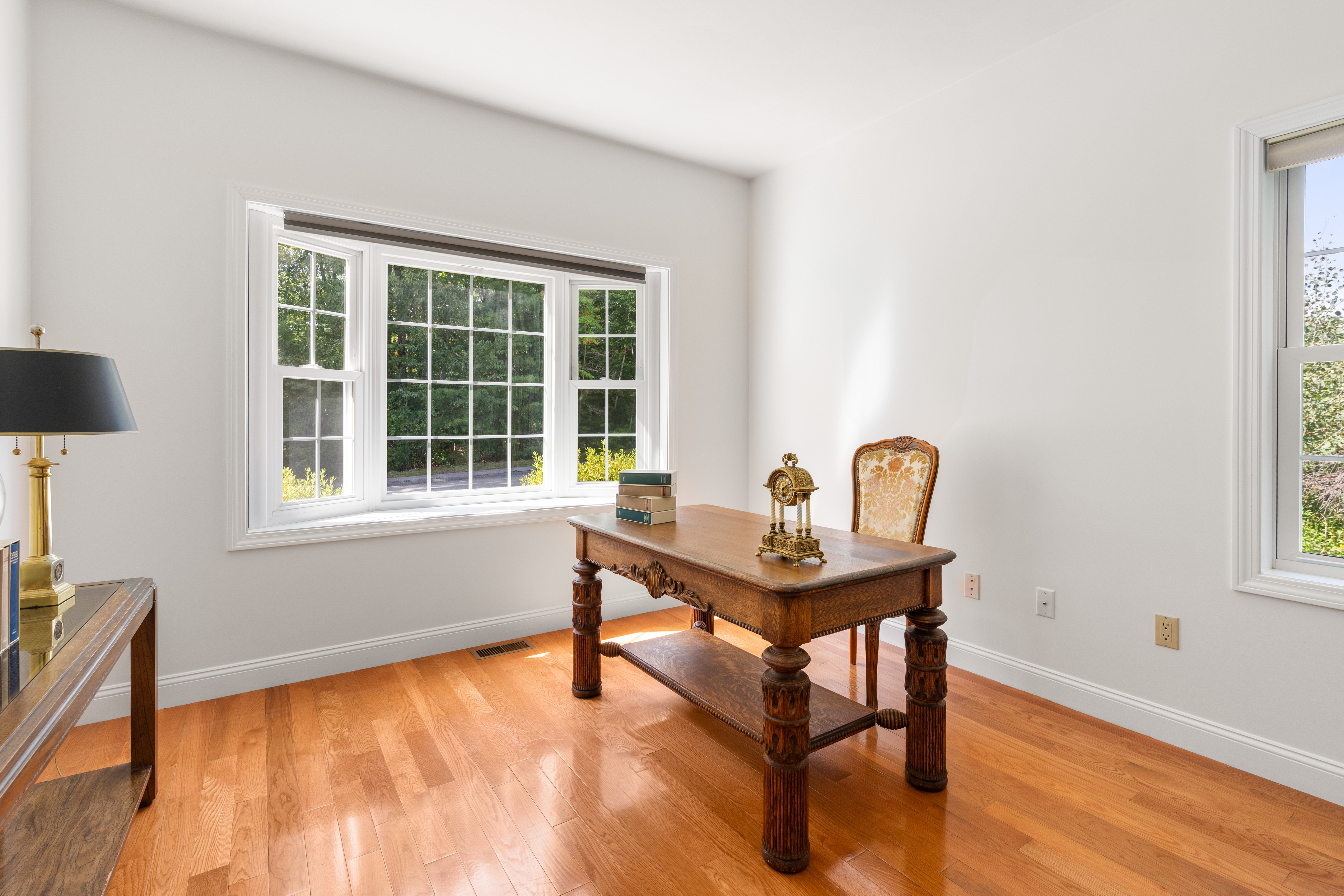  21 Steinbeck Street, Tyngsborough, MA, 01879 - 物件實景