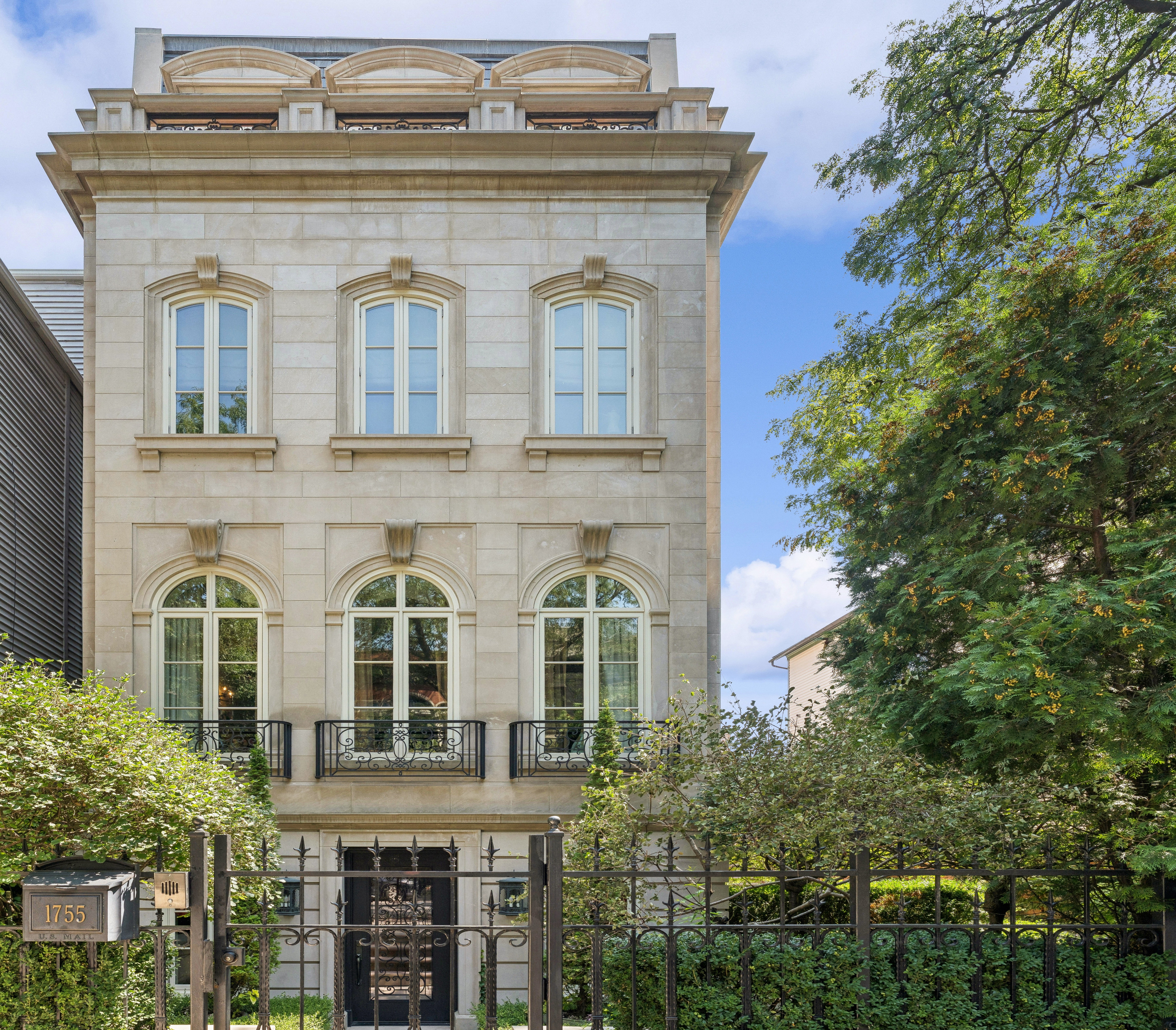 Magnificent Custom-Built Limestone Home of Pure Luxury - 物件實景