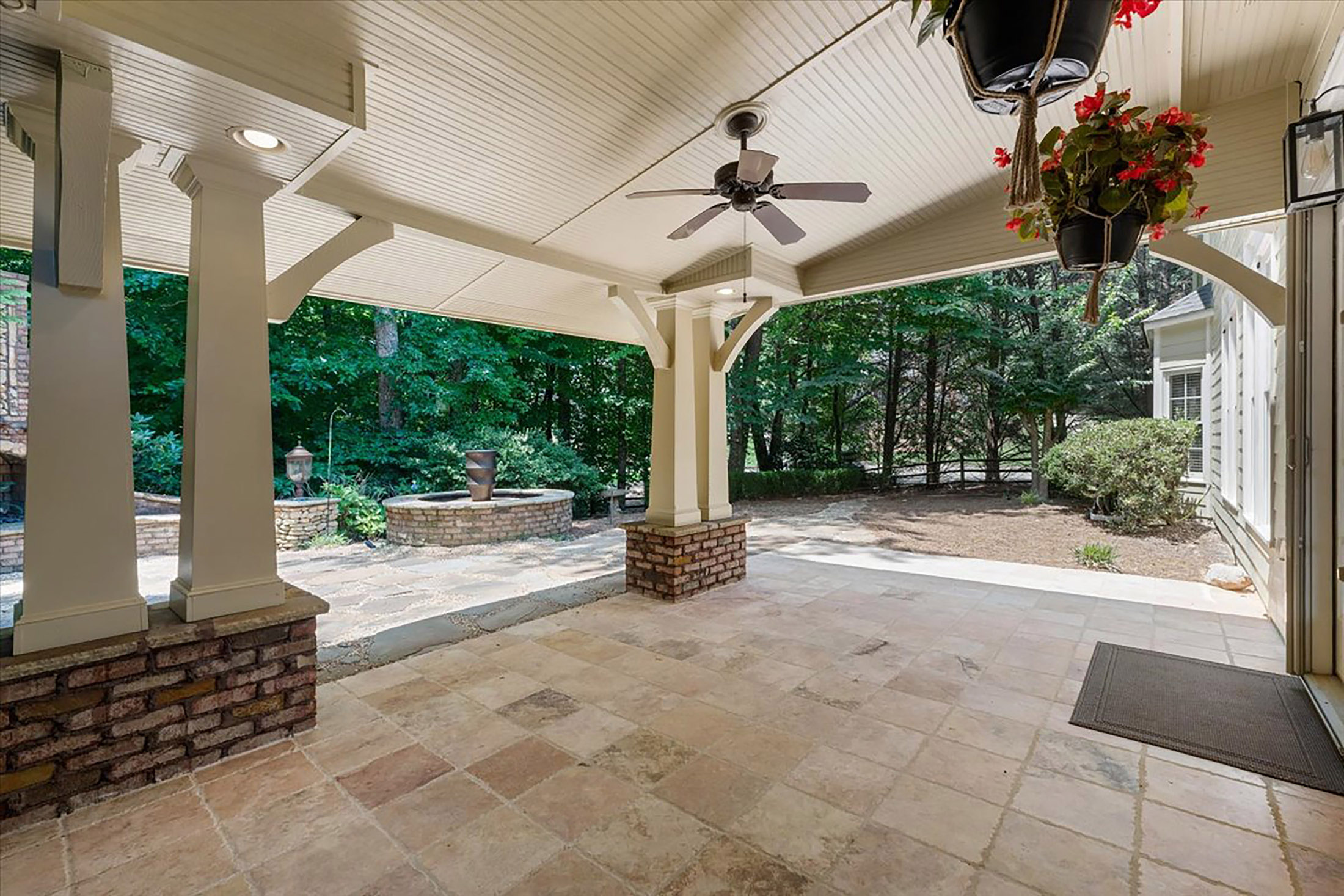  Located in The Amenity-Rich Olde Atlanta Club Golf Community - 物件實景