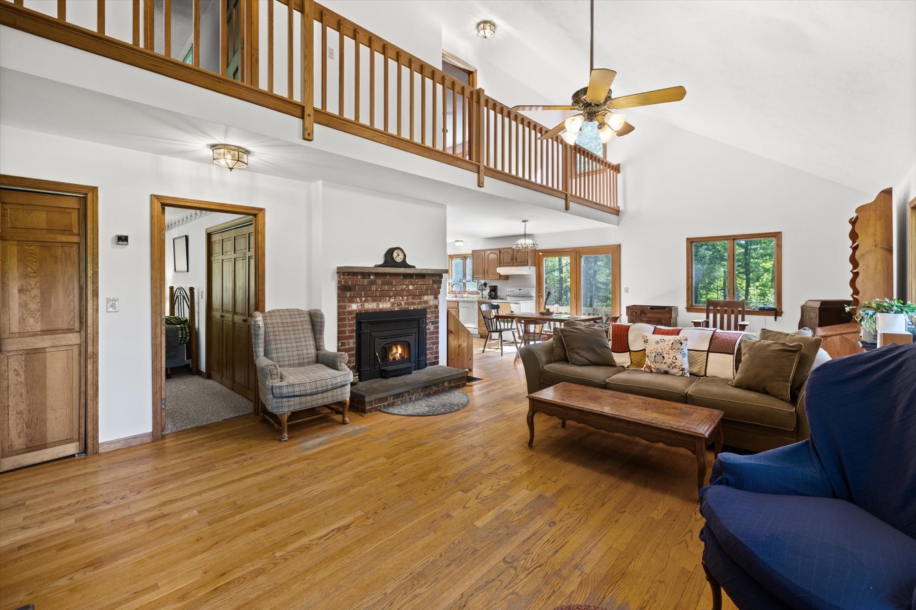  110B High Street, Upton, MA 01568 - 物件實景