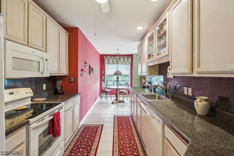 Rockaway Twp., New Jersey, 07866, United States, 2 Bedrooms Bedrooms, ,2 BathroomsBathrooms,Residential,For Sale,1770221