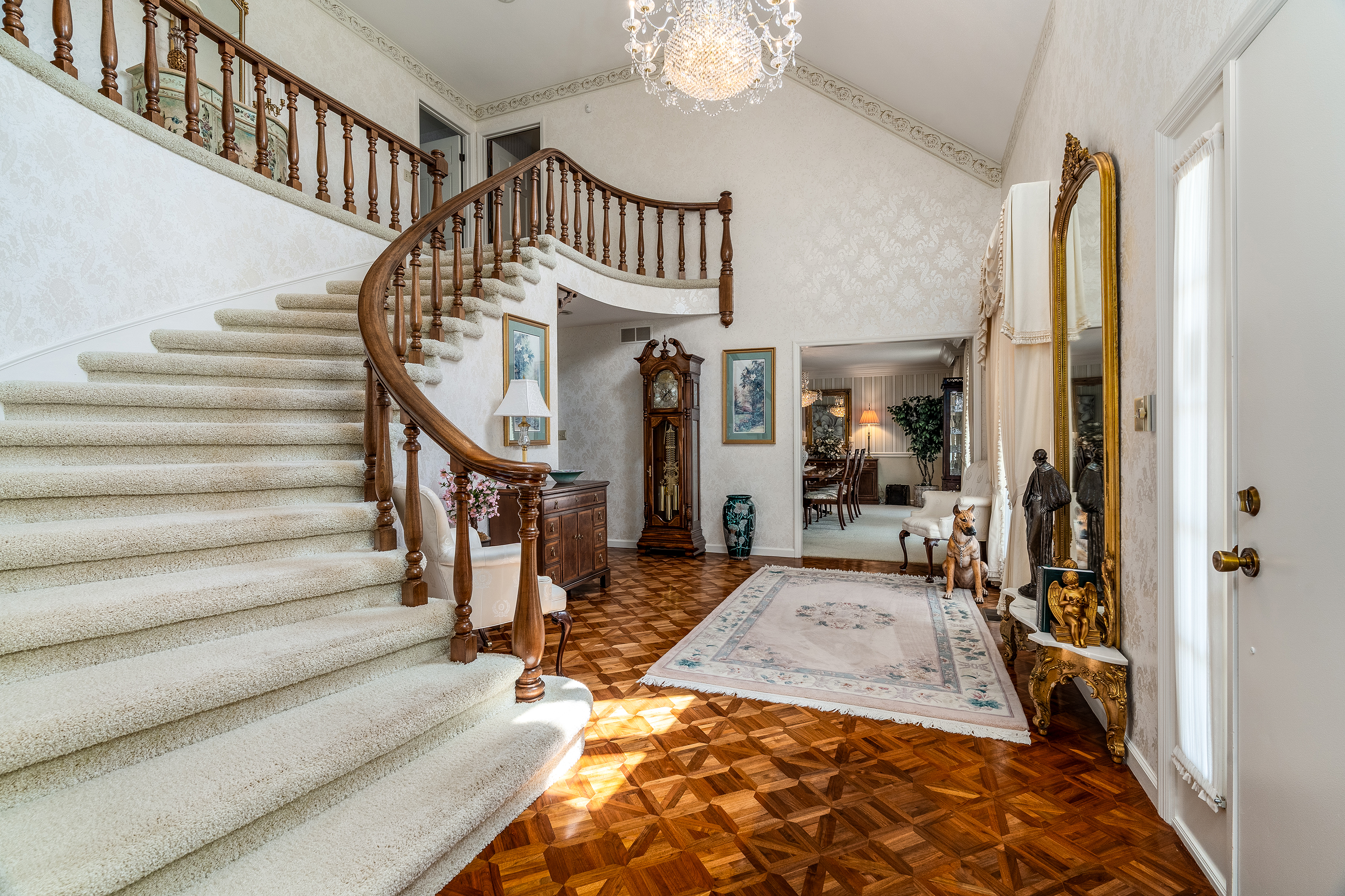 Marion, Illinois, 62959, United States, 7 Bedrooms Bedrooms, ,7 BathroomsBathrooms,Residential,For Sale,1979062