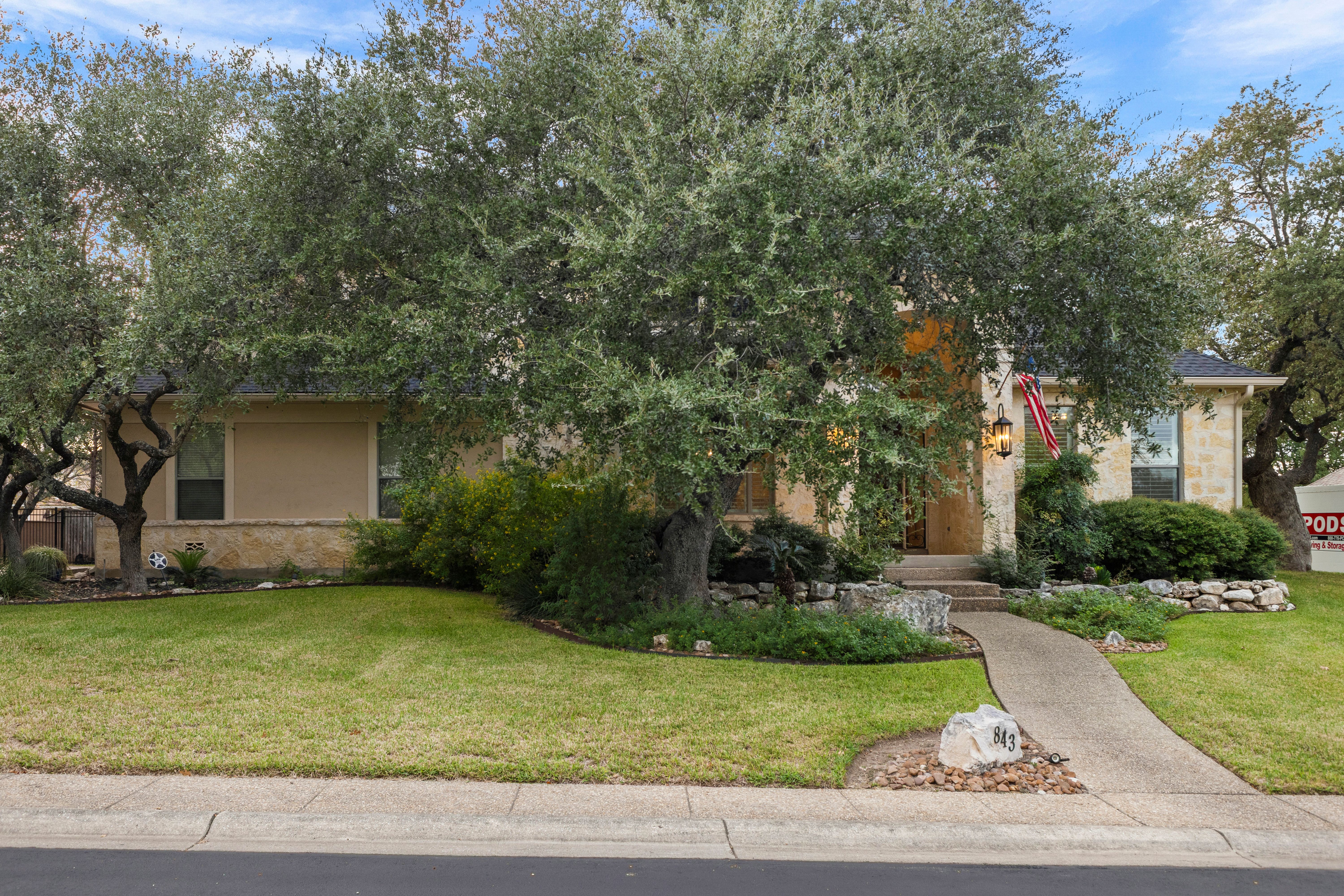  Private 5 Bedroom Oasis with Pool  Heights of Stone Oak - 物件實景