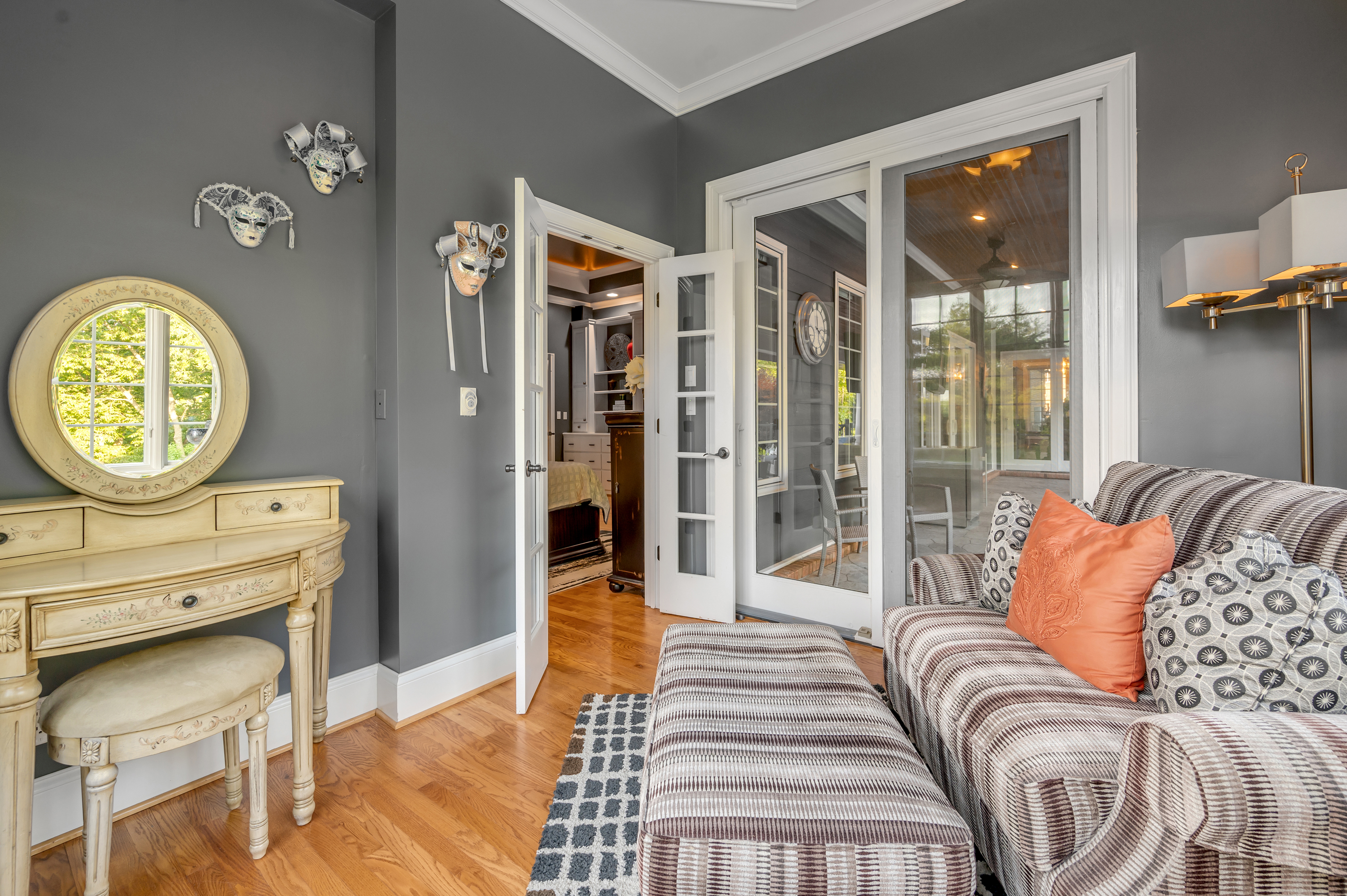  315 Whispering Brook Drive - 物件實景