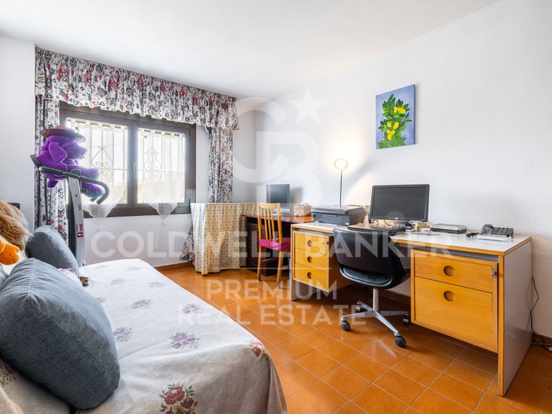 Sant Cugat del Vallès, Catalonia, ES, 5 Bedrooms Bedrooms, ,2 BathroomsBathrooms,Residential,For Sale,1759701