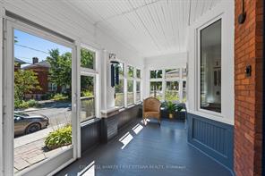 Ottawa, Ontario, K1S 3B5, CA, 4 Bedrooms Bedrooms, ,4 BathroomsBathrooms,Residential,For Sale,1927437
