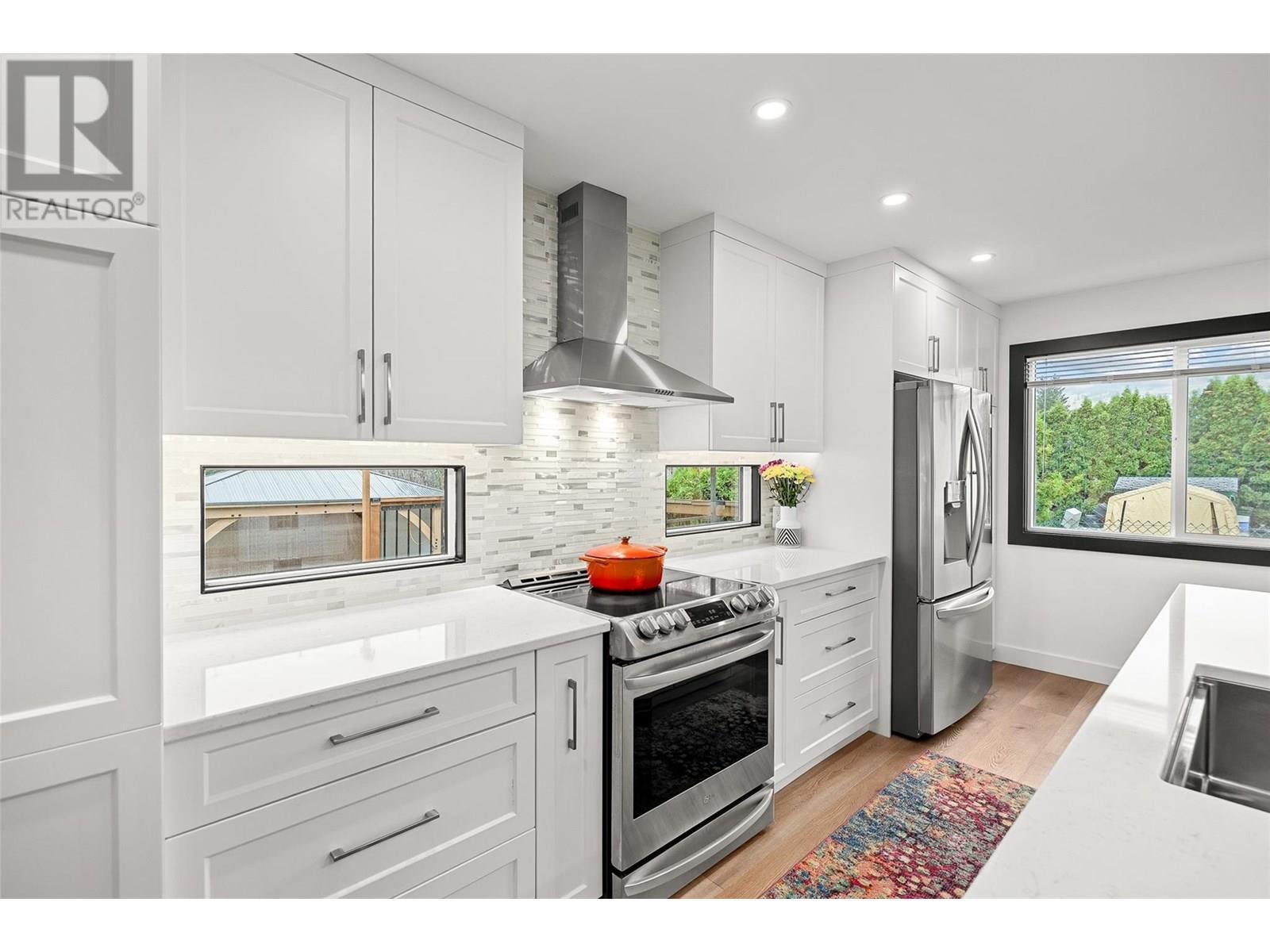 KELOWNA, British Columbia, V1X 5W5, CA, 3 Bedrooms Bedrooms, ,2 BathroomsBathrooms,Residential,For Sale,1950193
