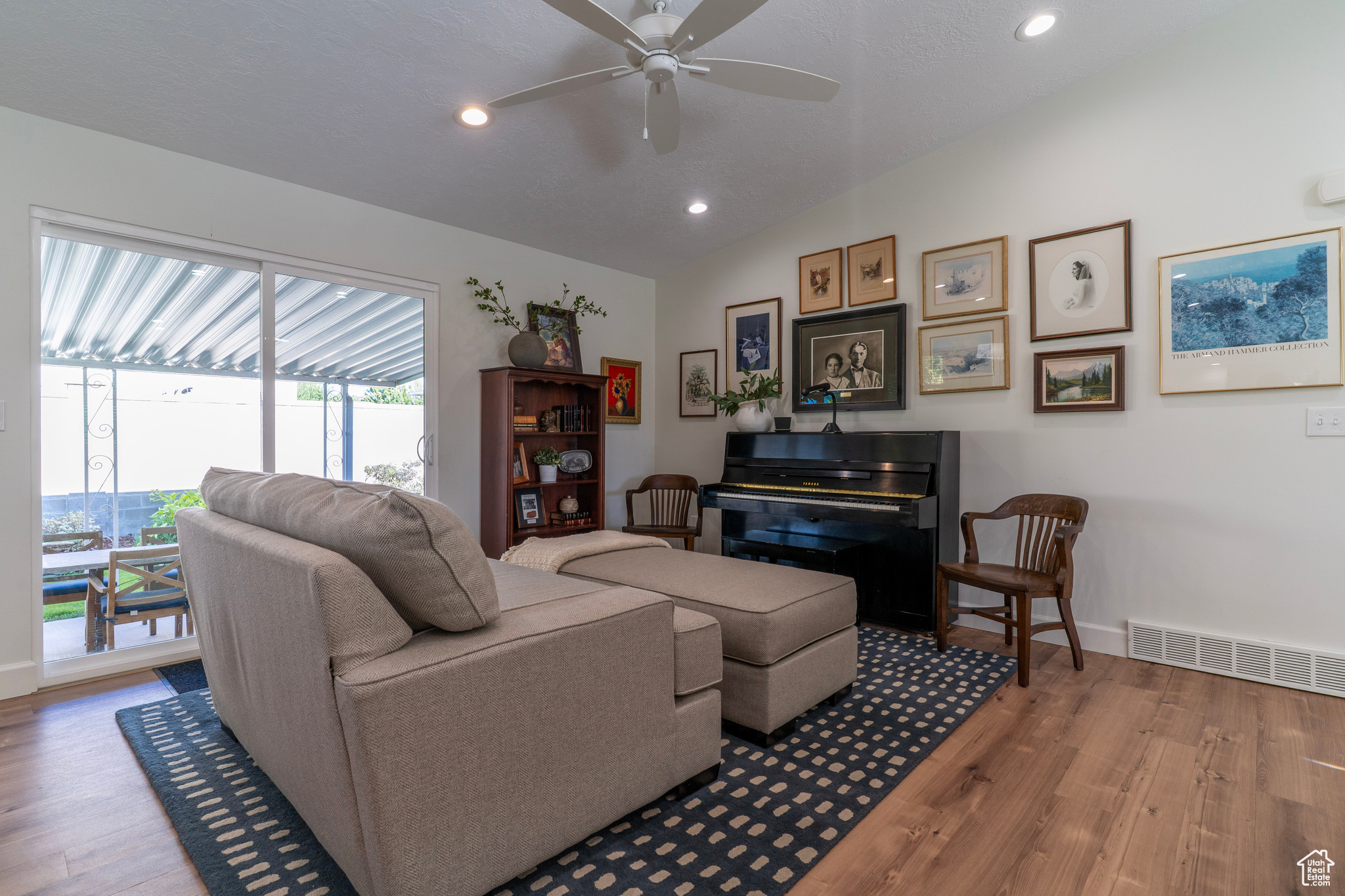 West Jordan, Utah, 84088, United States, 4 Bedrooms Bedrooms, ,Residential,For Sale,1927849