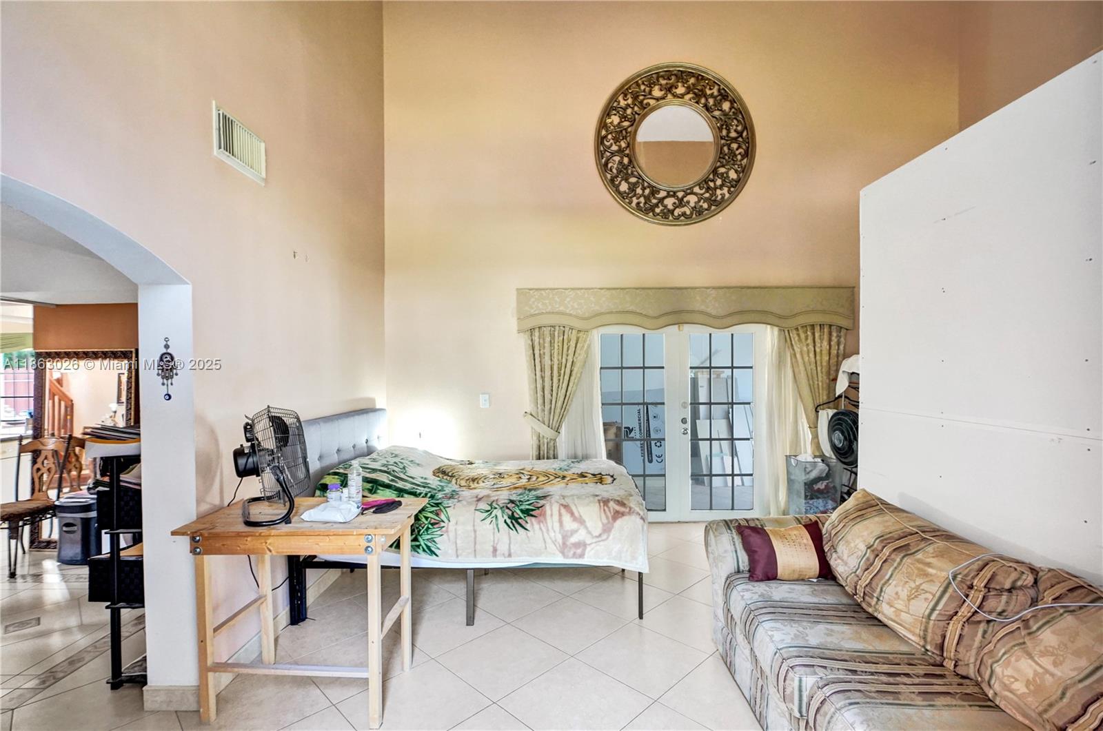 Miami, Florida, 33187, United States, 4 Bedrooms Bedrooms, ,3 BathroomsBathrooms,Residential,For Sale,1926349