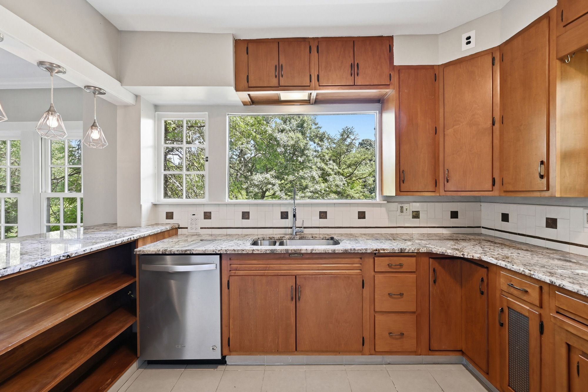  235 Oakview Avenue, Pittsburgh, PA 15218 - 物件實景