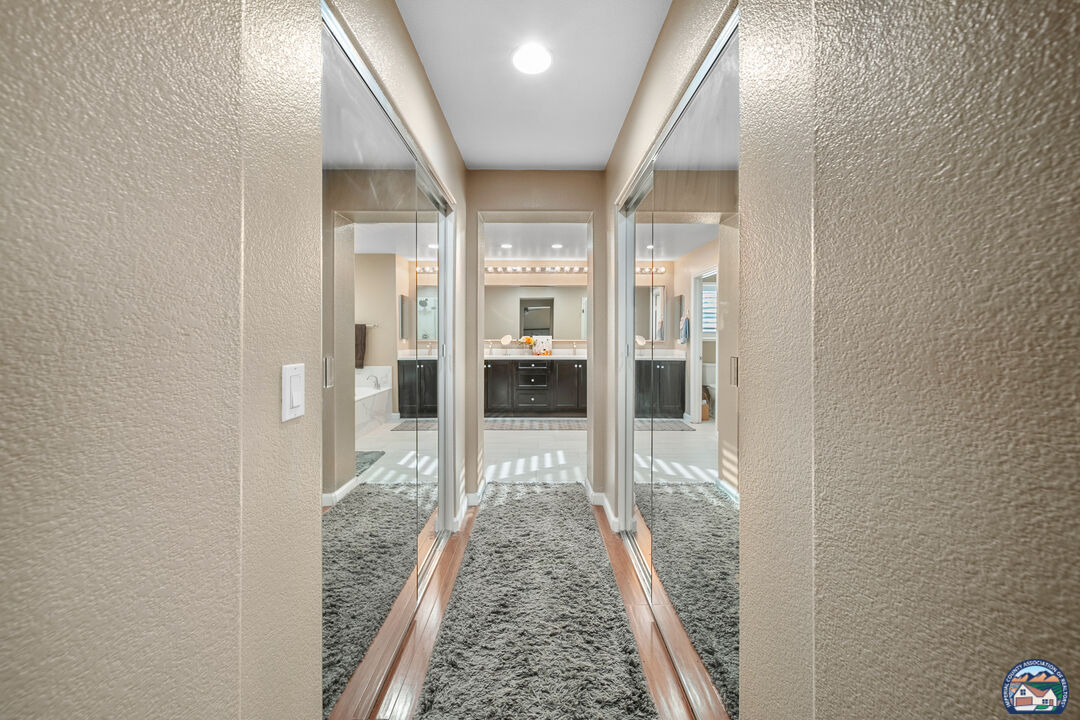 Imperial, California, 92251, United States, 4 Bedrooms Bedrooms, ,2 BathroomsBathrooms,Residential,For Sale,2001743