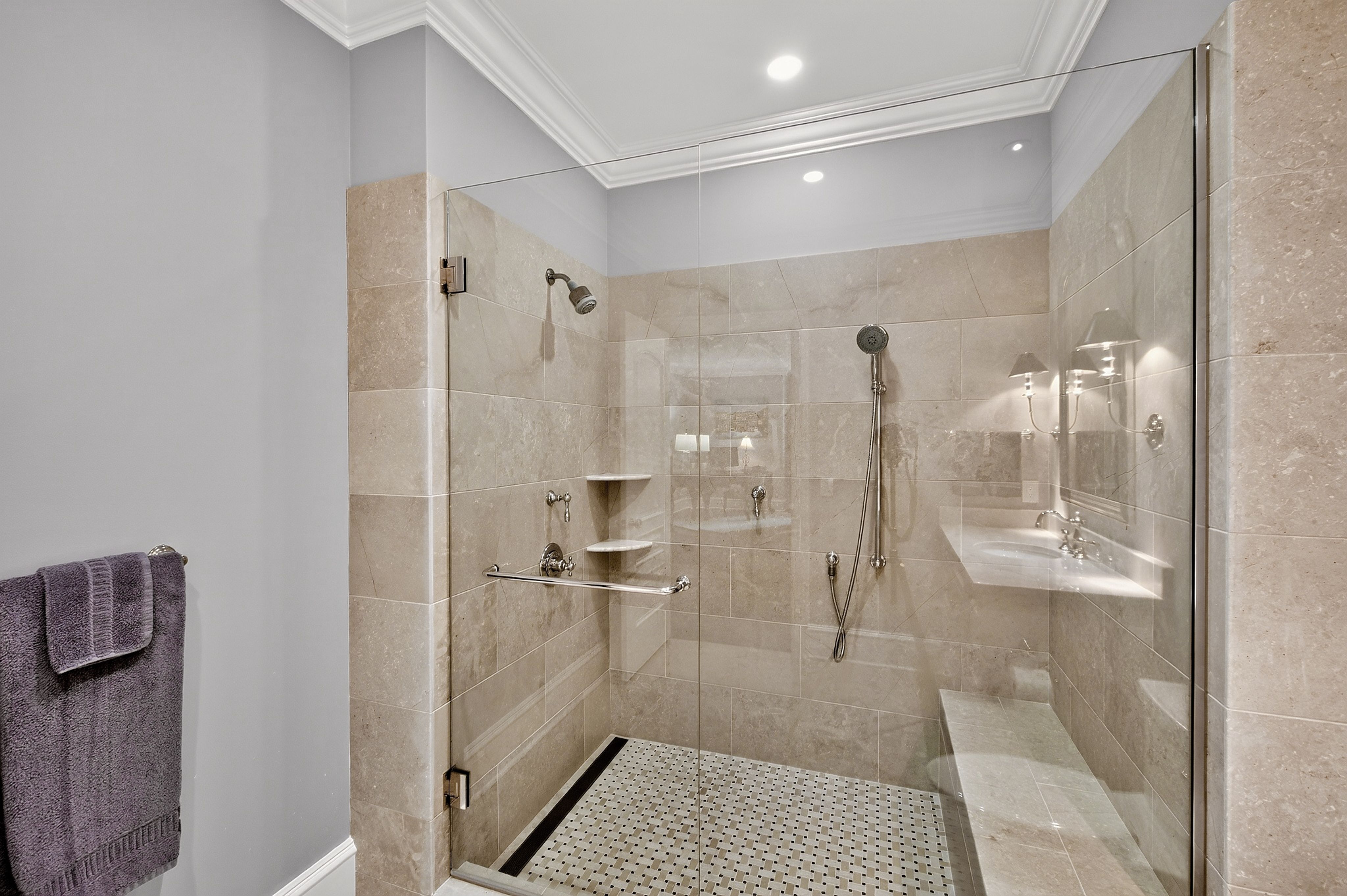  1412 Hedgelawn Way, Raleigh, NC 27615 - 物件實景