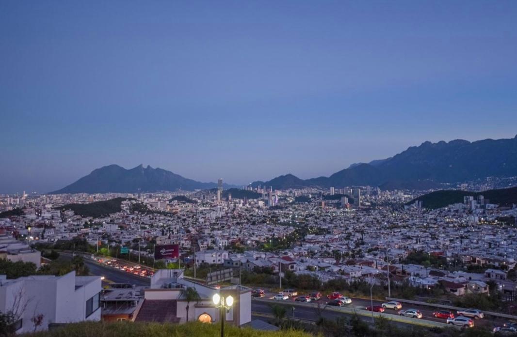Las Lajas, Monterrey, Nuevo León, 64638, Mexico, 4 Bedrooms Bedrooms, ,5 BathroomsBathrooms,Residential,For Sale,Las Lajas,1444462