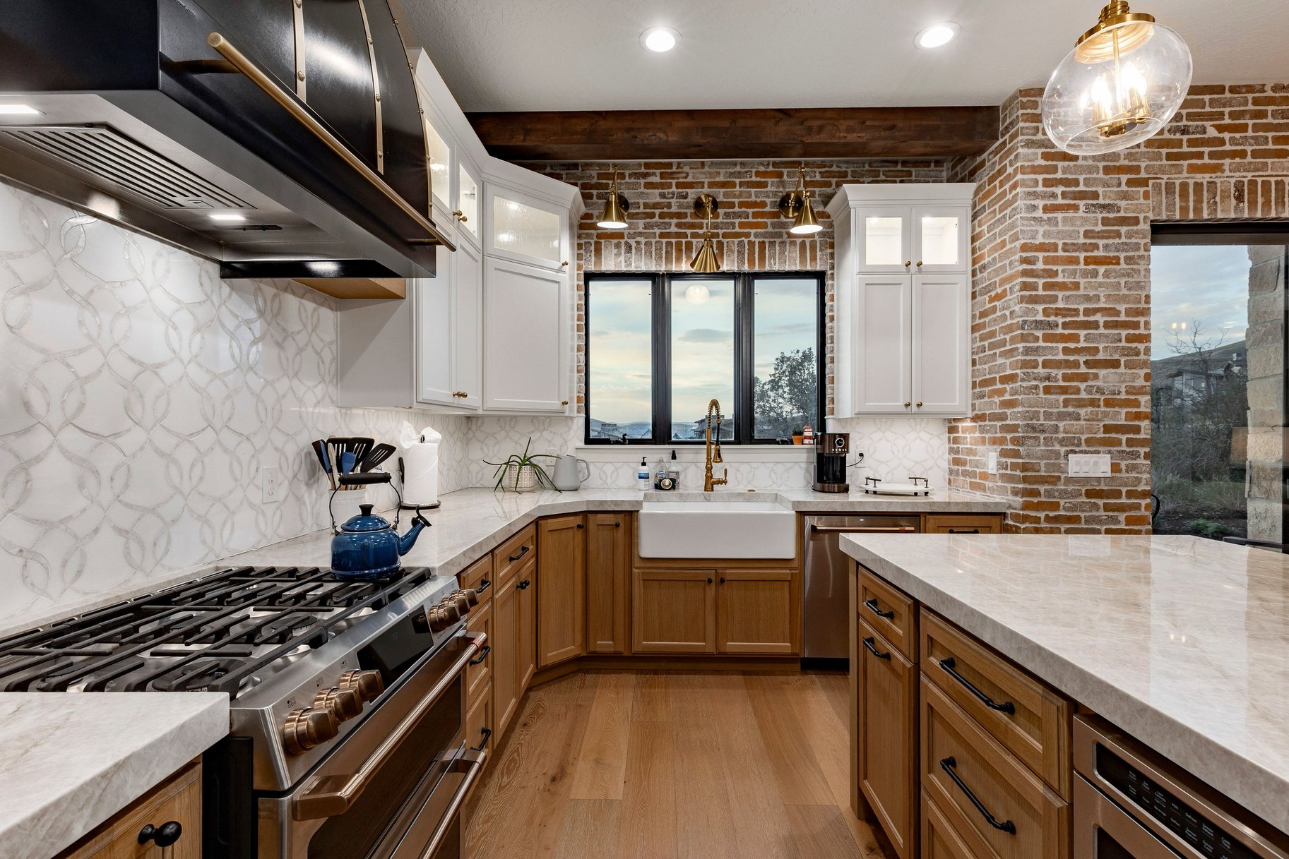  Stunning Custom Home in the Coveted Hideout Canyon Community - 物件實景