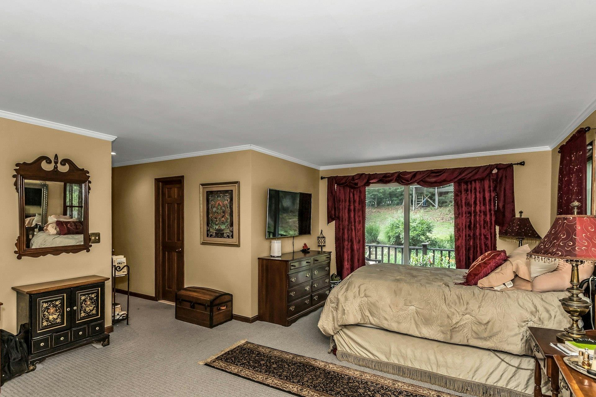Northport, New York, 11768, United States, 3 Bedrooms Bedrooms, ,2 BathroomsBathrooms,Residential,For Sale,1892901