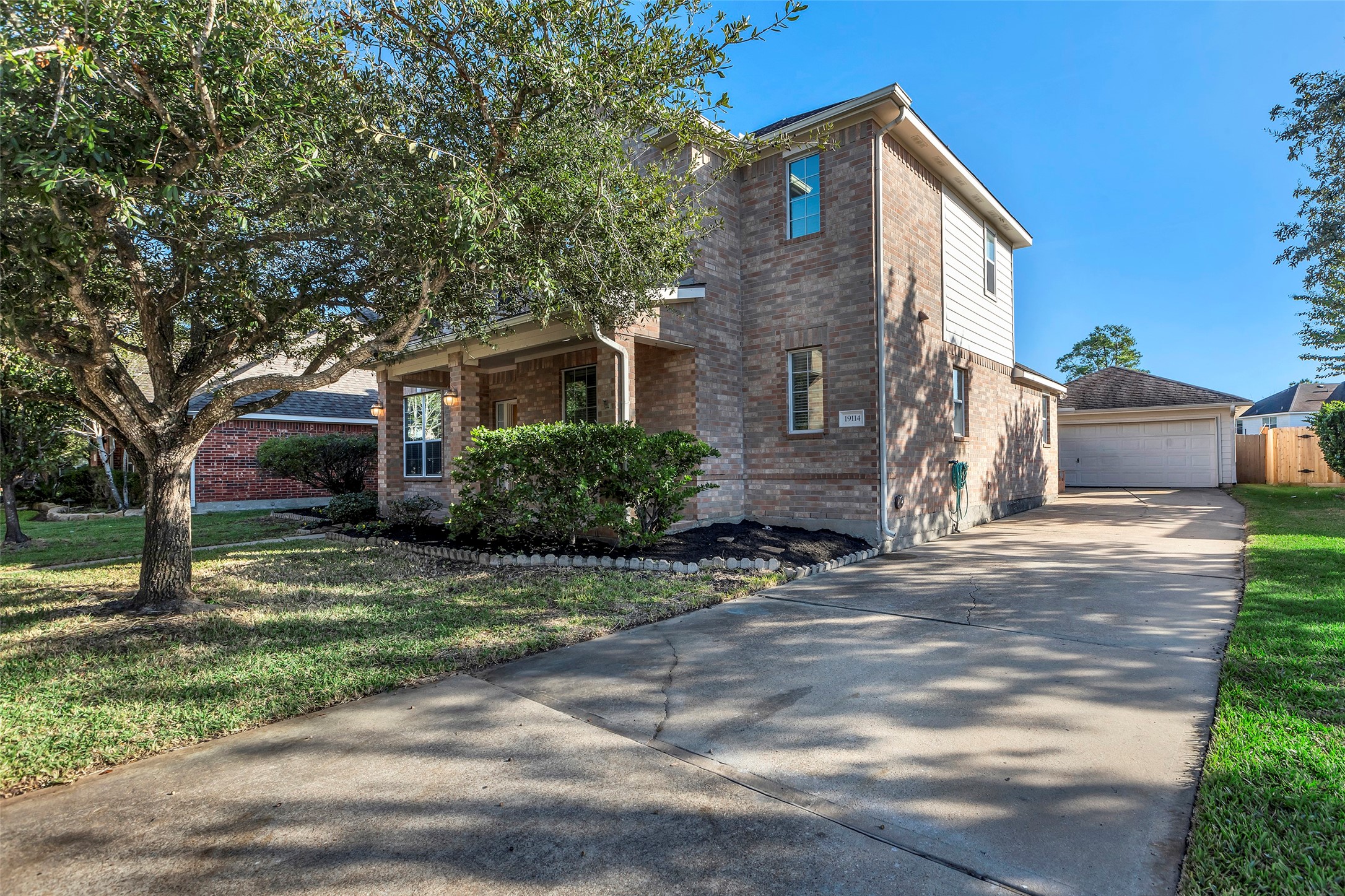 Tomball, Texas, 77377, United States, 4 Bedrooms Bedrooms, ,3 BathroomsBathrooms,Residential,For Sale,1989419