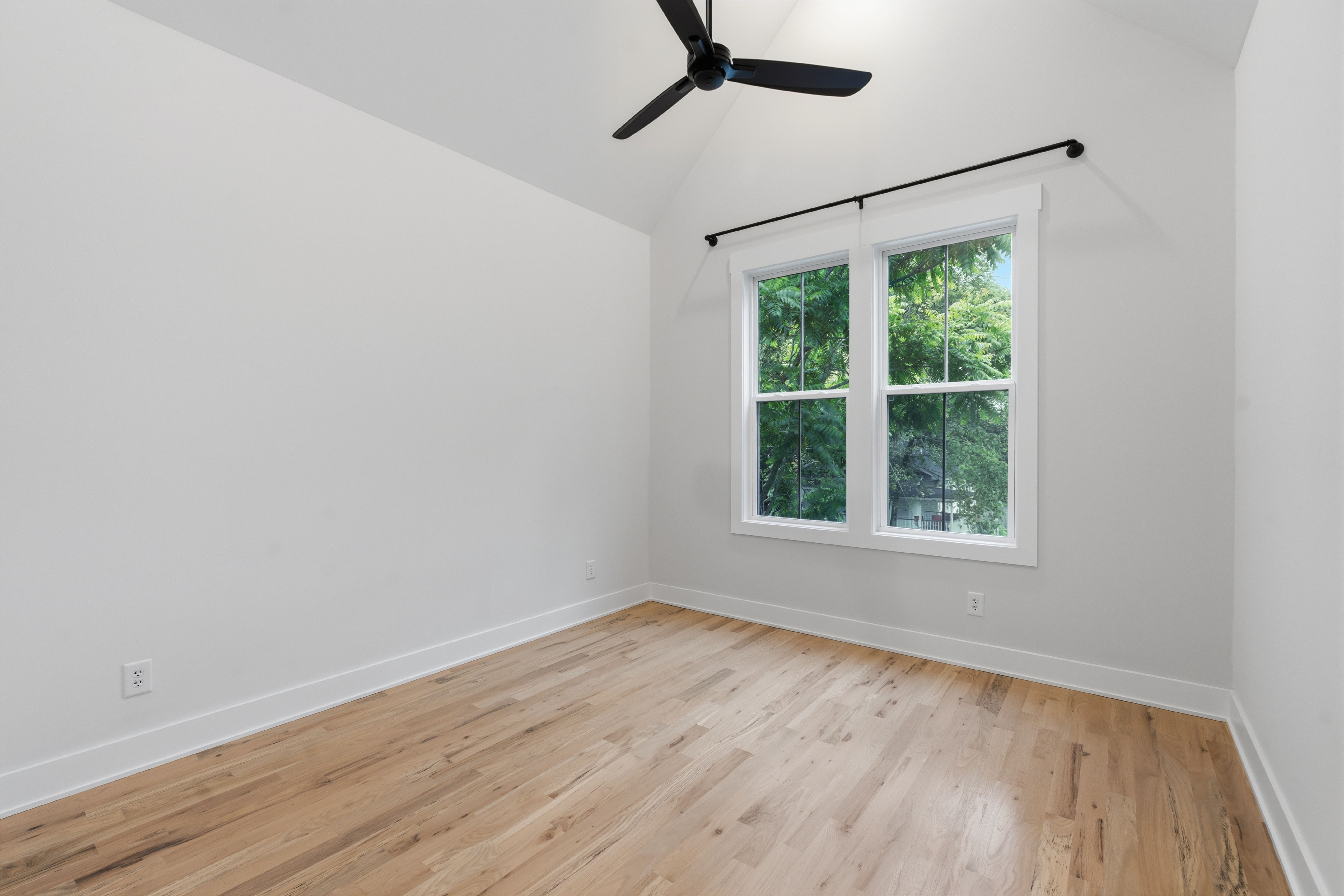  725 Hart Ave, Nashville, TN, 37206 - 物件實景