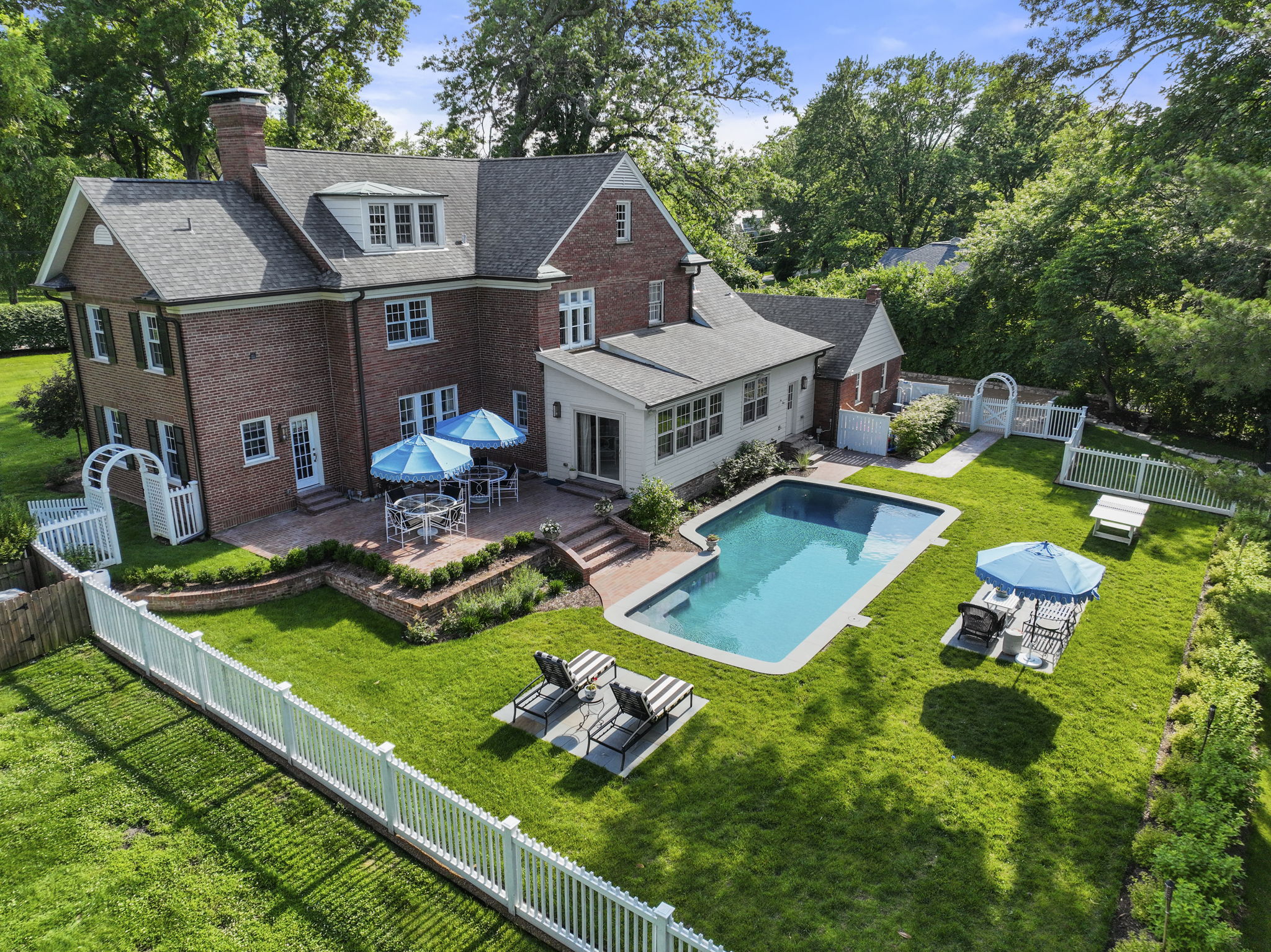  Exquisite Luxury Living in the Heart of Ladue - 物件實景