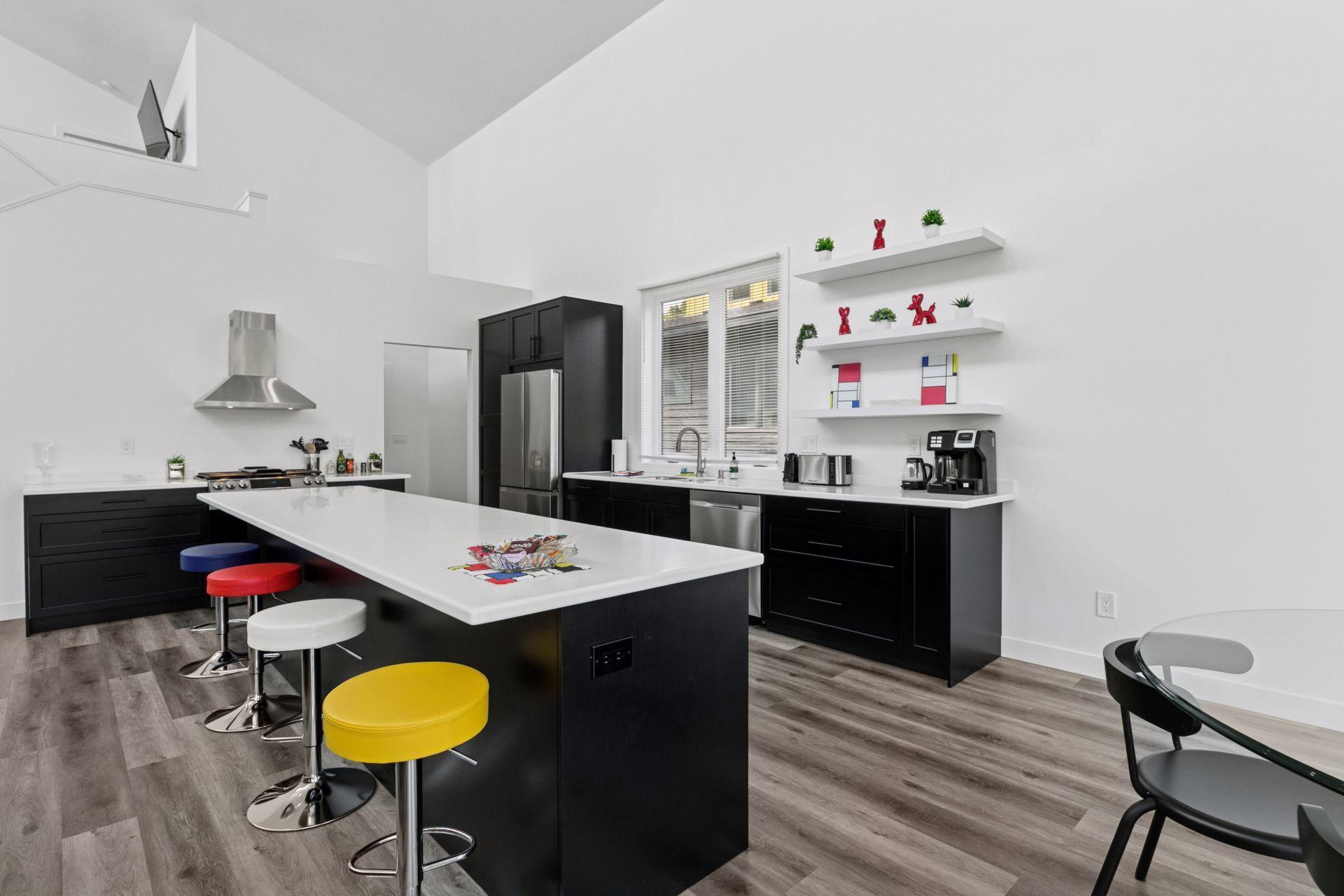 Wayzata, Minnesota, 55391, United States, 3 Bedrooms Bedrooms, ,4 BathroomsBathrooms,Residential,For Sale,1938784