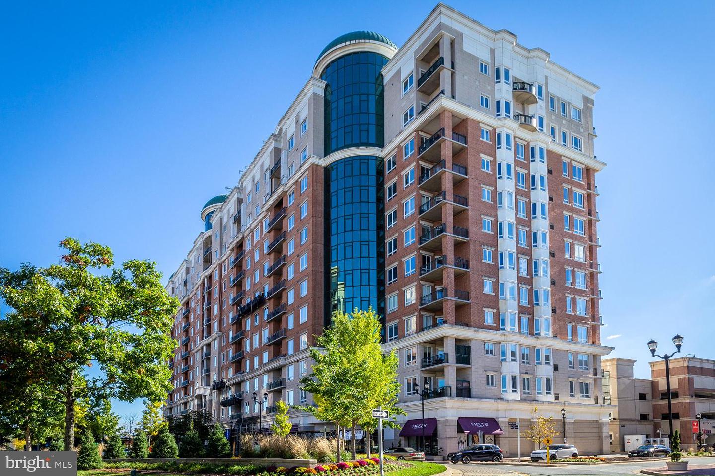 Annapolis, Maryland, 21401, United States, 2 Bedrooms Bedrooms, ,2 BathroomsBathrooms,Residential,For Sale,1848814