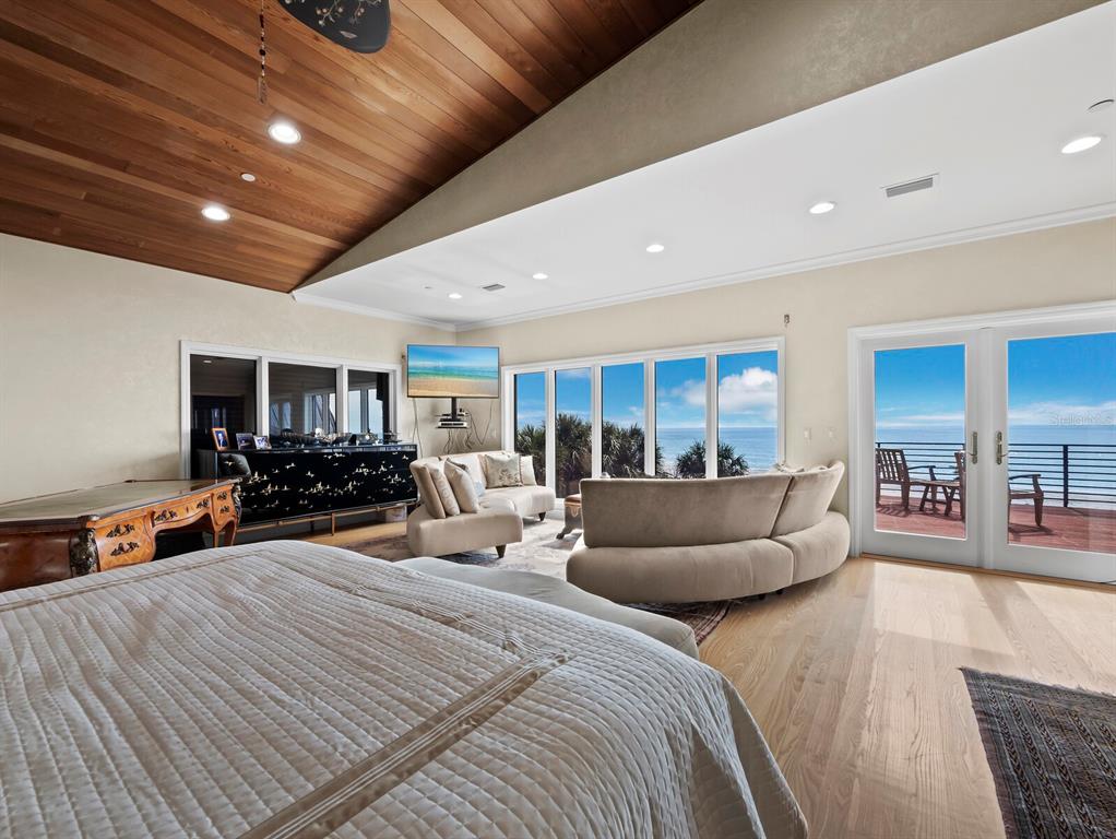 Longboat Key, Florida, 34228, United States, 8 Bedrooms Bedrooms, ,10 BathroomsBathrooms,Residential,For Sale,1997316