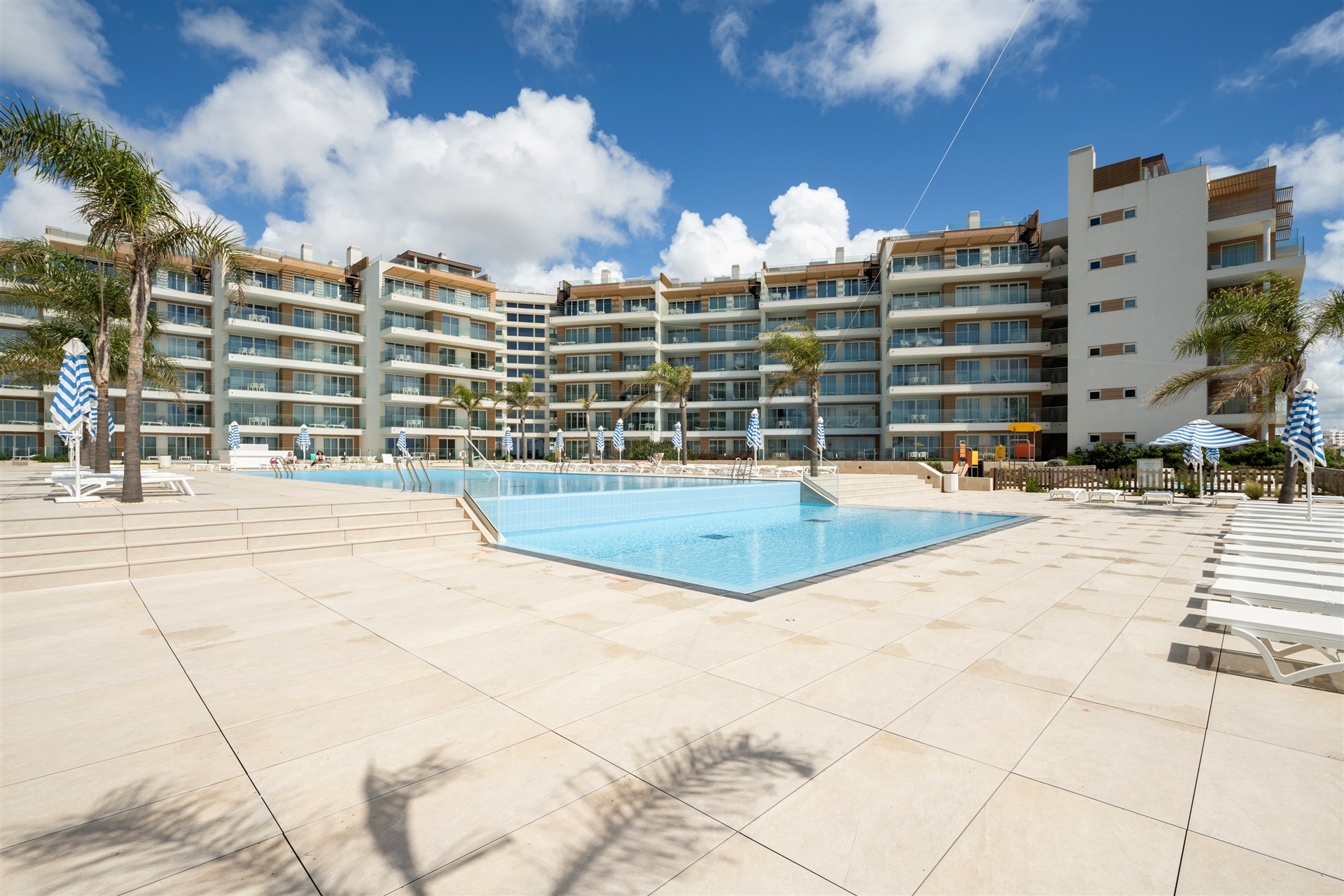  Flat, 2 bedrooms, for Sale - 物件實景