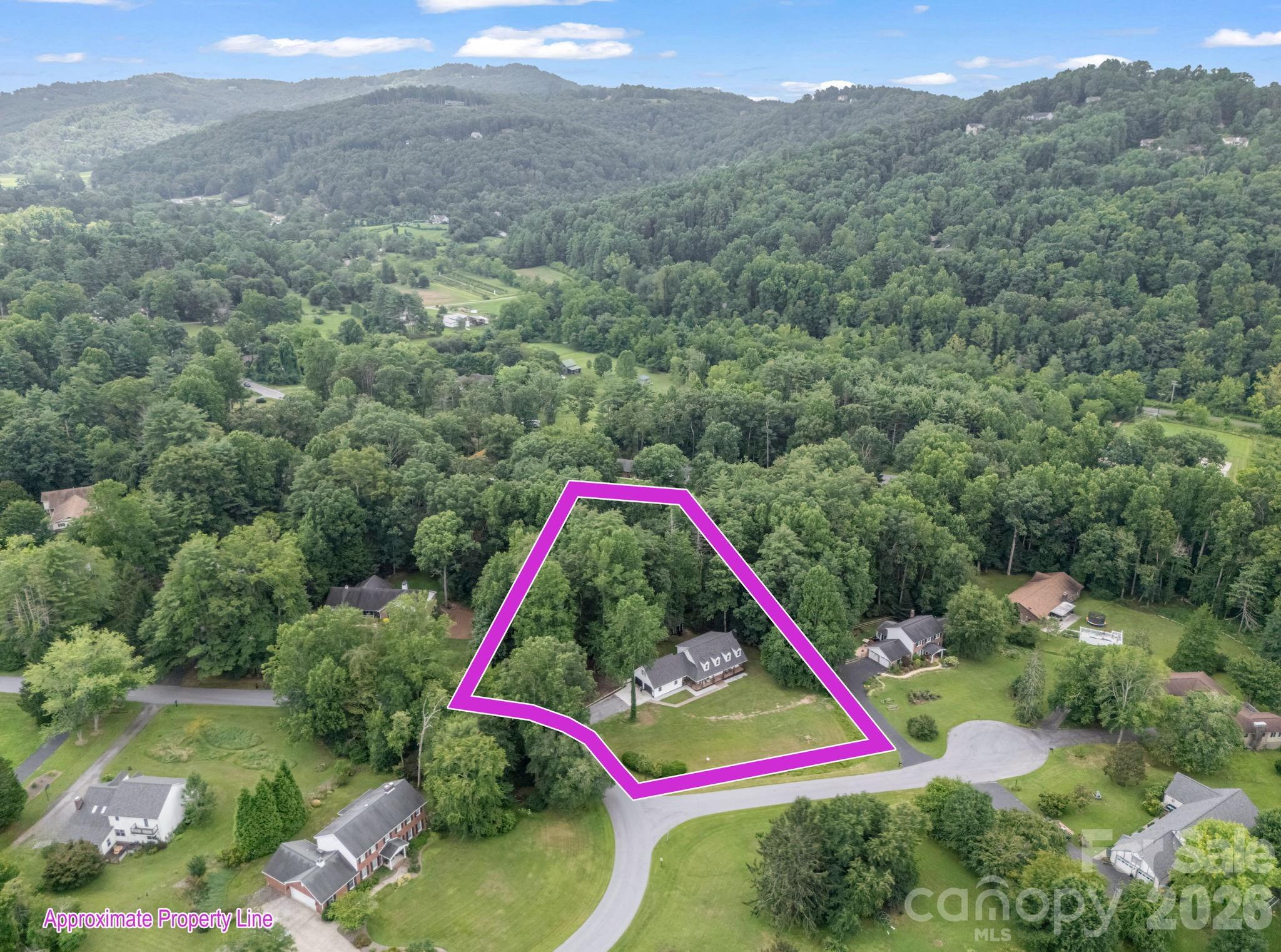 Hendersonville, North Carolina, 28791, United States, 4 Bedrooms Bedrooms, ,3 BathroomsBathrooms,Residential,For Sale,2049172