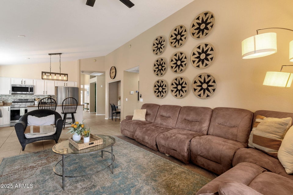 Mesa, Arizona, 85209, United States, 3 Bedrooms Bedrooms, ,2 BathroomsBathrooms,Residential,For Sale,2006207