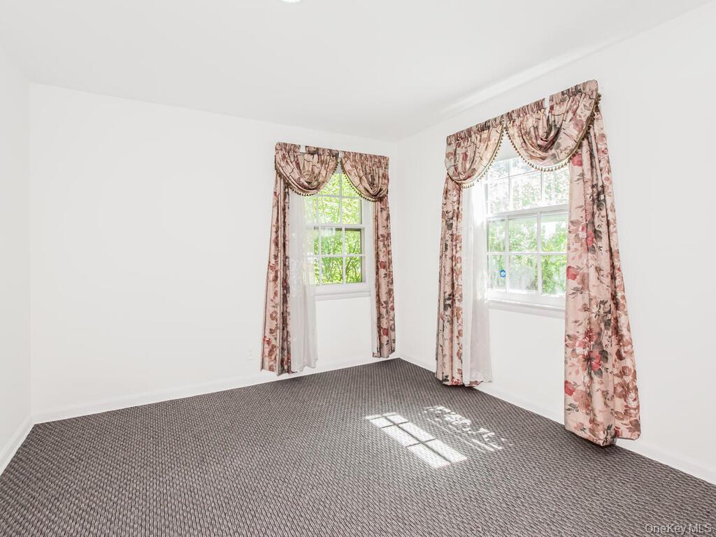 New Rochelle, New York, 10804, United States, 3 Bedrooms Bedrooms, ,2 BathroomsBathrooms,Residential,For Sale,1943386
