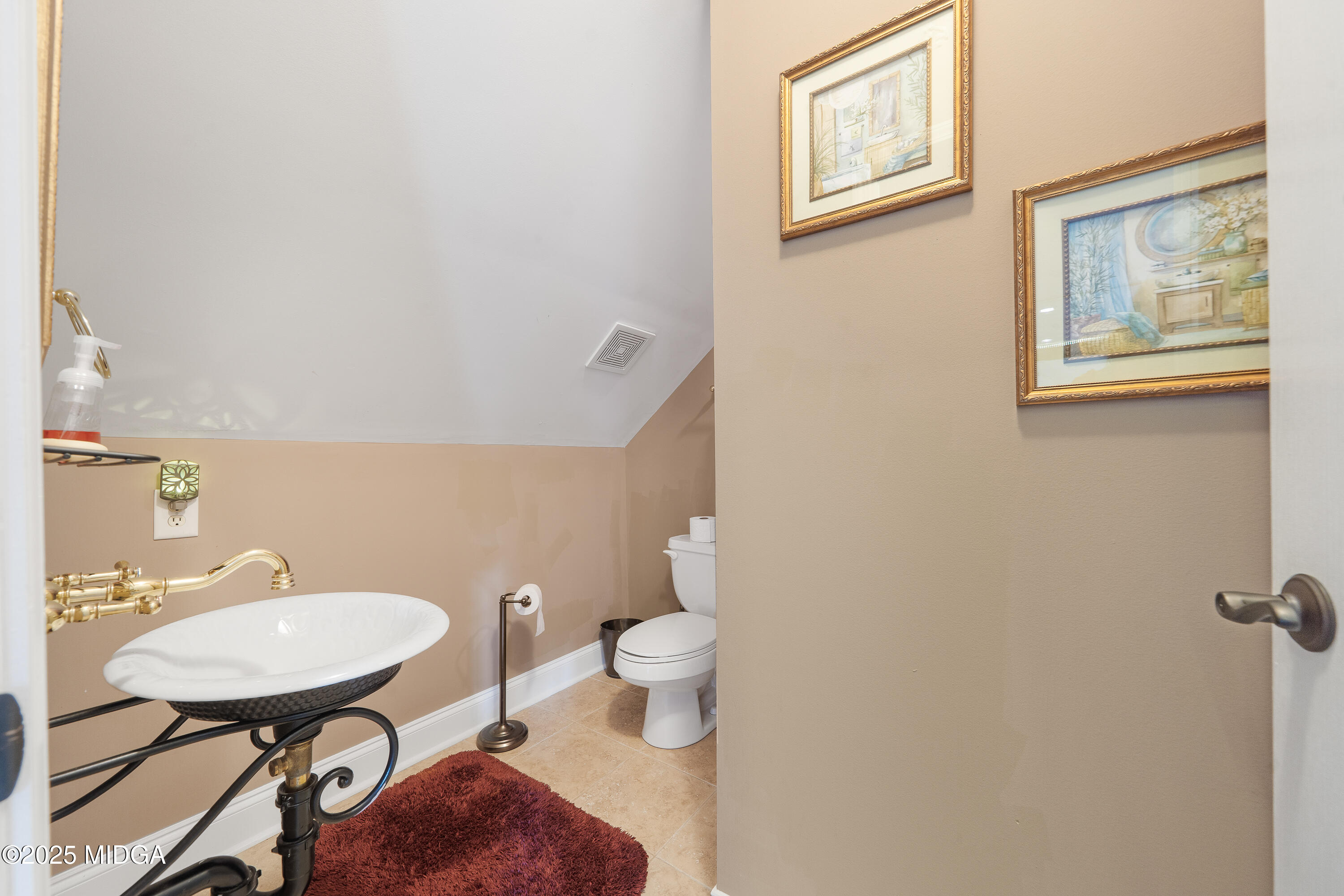 Macon, Georgia, 31220, United States, 5 Bedrooms Bedrooms, ,5 BathroomsBathrooms,Residential,For Sale,1850155