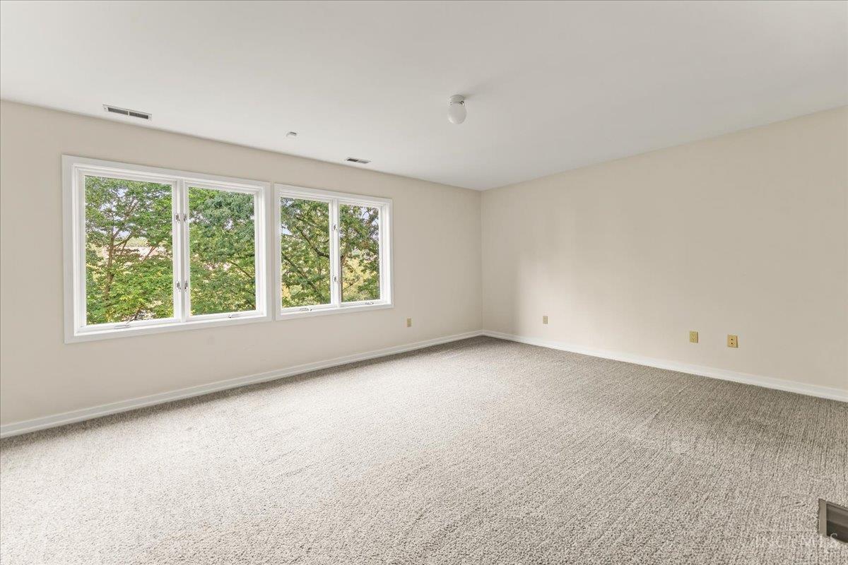 Cincinnati, Ohio, 45226, United States, 4 Bedrooms Bedrooms, ,4 BathroomsBathrooms,Residential,For Sale,1912021