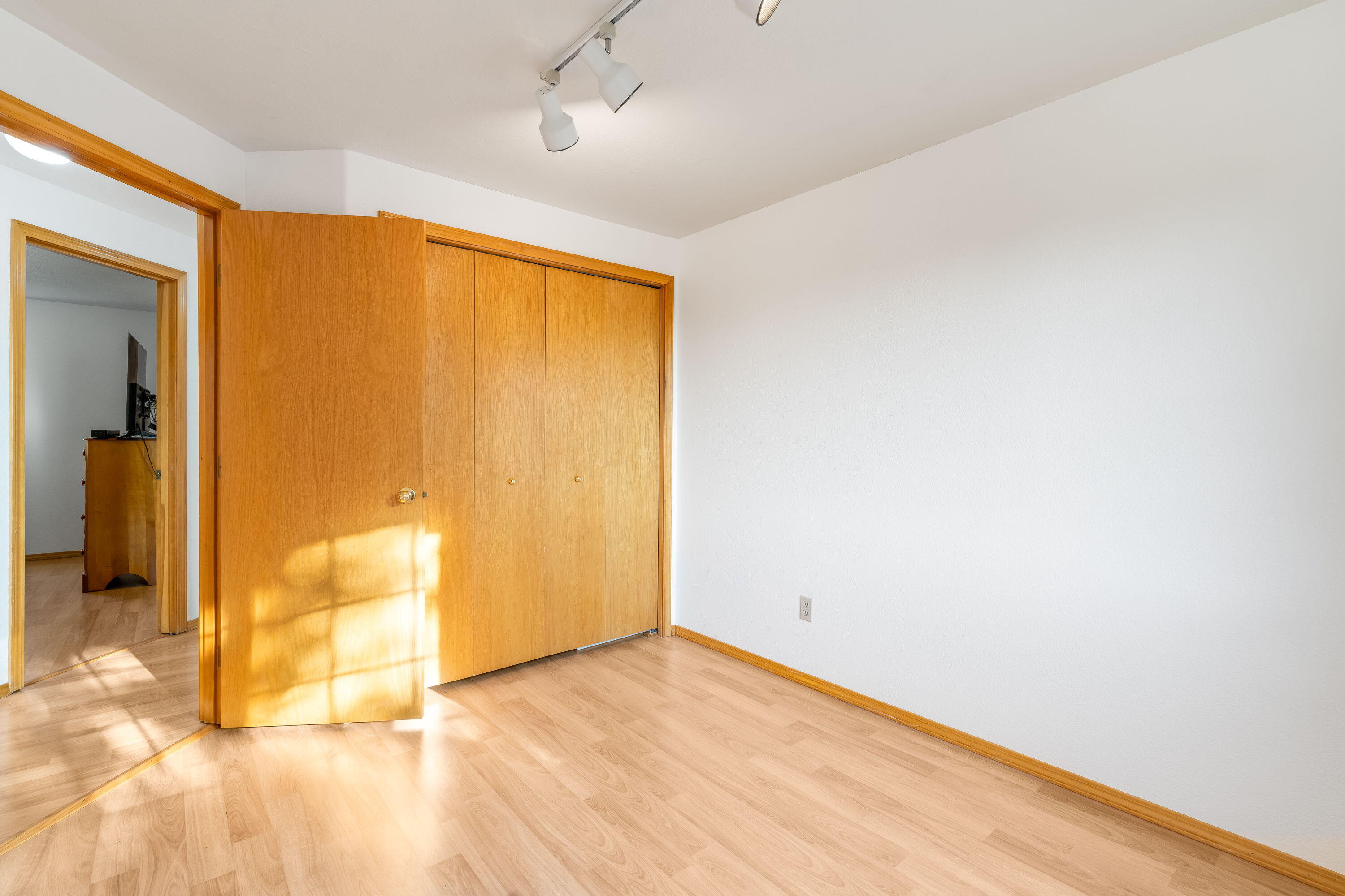 Bend, Oregon, 97701, United States, 3 Bedrooms Bedrooms, ,3 BathroomsBathrooms,Residential,For Sale,1889882