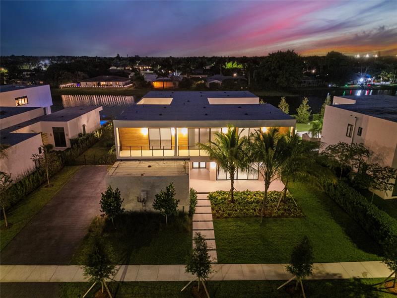 Weston, Florida, 33326, United States, 5 Bedrooms Bedrooms, ,10 BathroomsBathrooms,Residential,For Sale,1925286