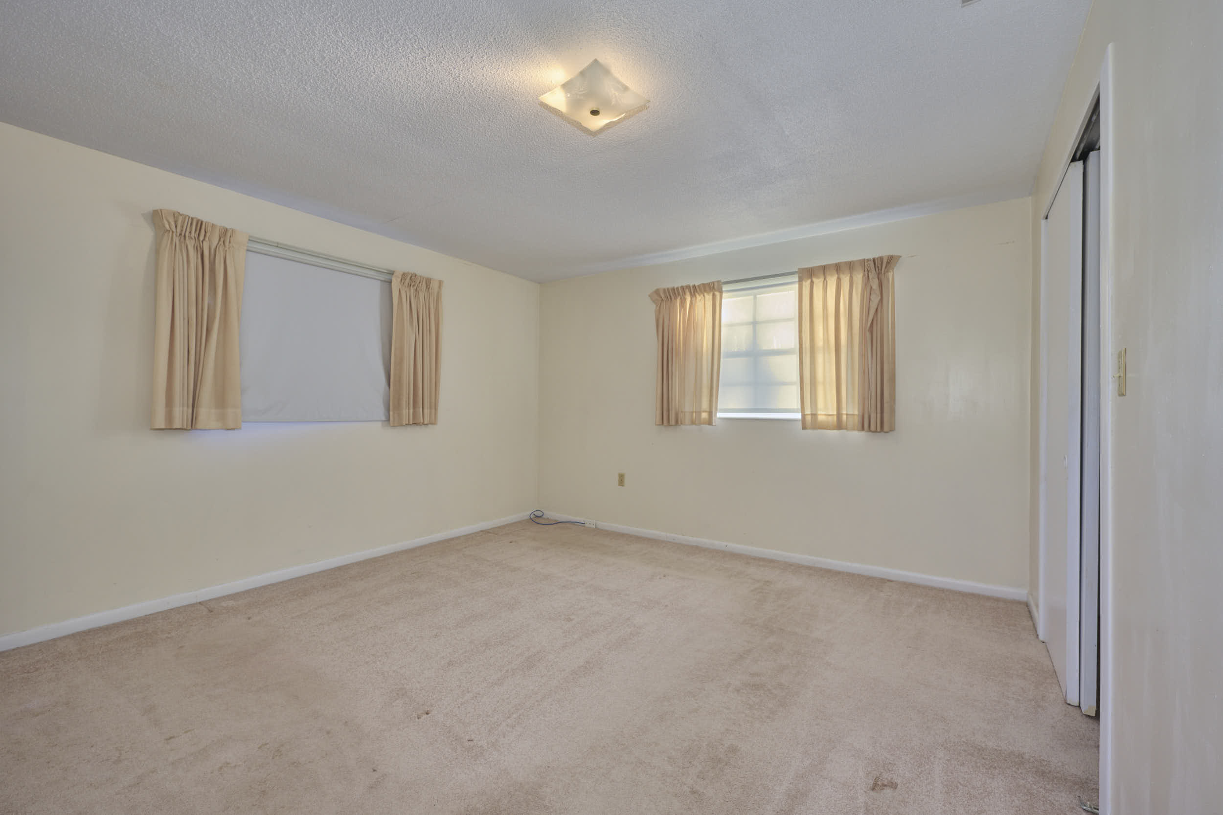 BARTOW, Florida, 33830, United States, 3 Bedrooms Bedrooms, ,2 BathroomsBathrooms,Residential,For Sale,1915491
