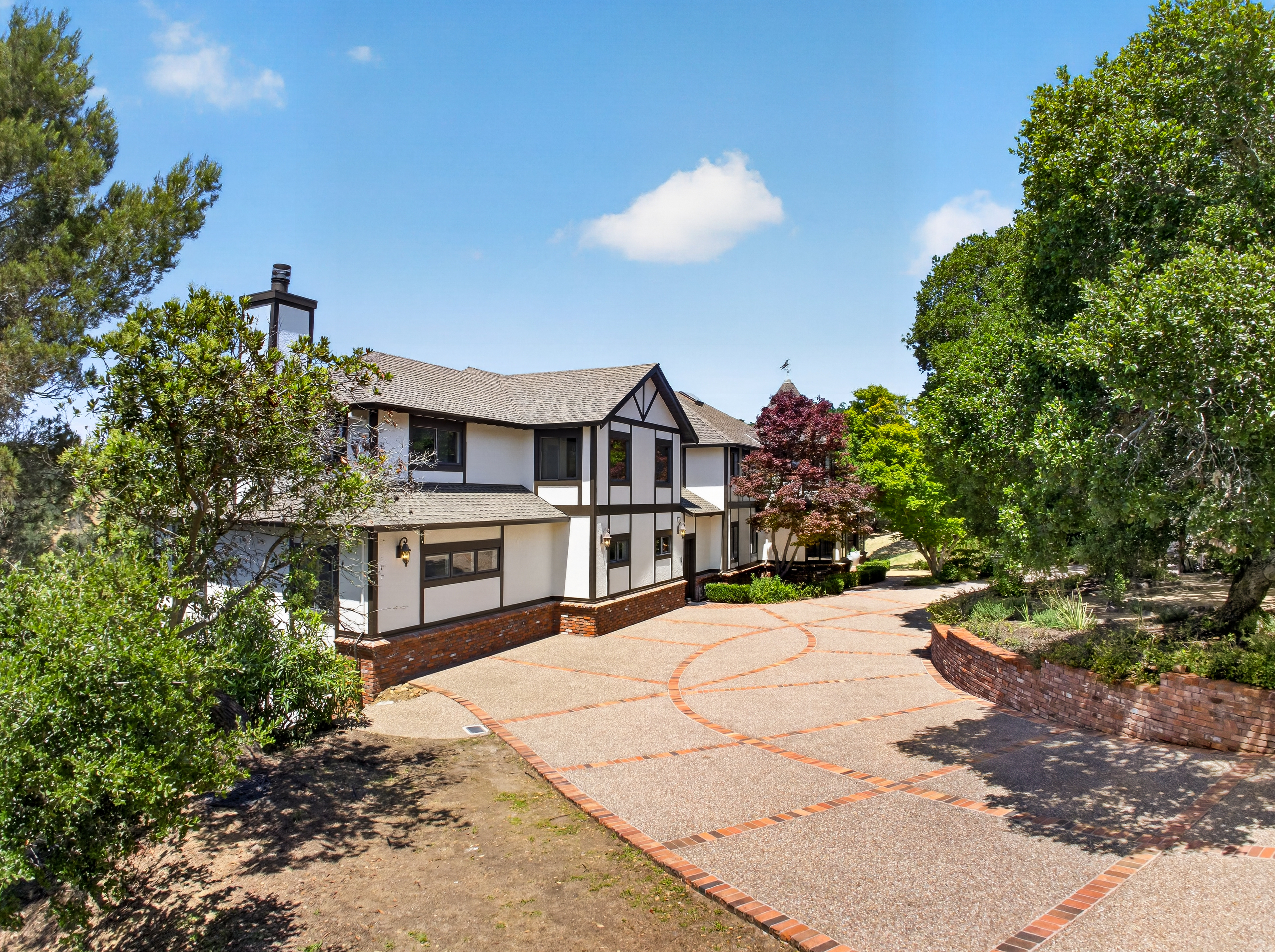  Grand Estate in Novato’s Prestigious Gated Lockton Lane - 物件實景