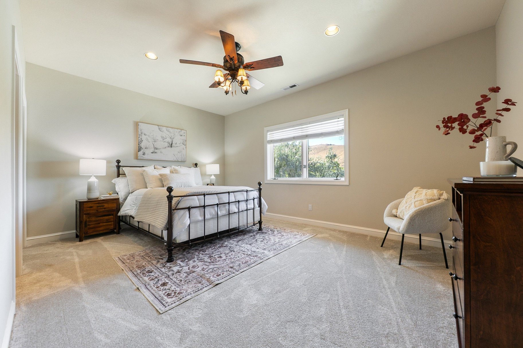  A Rare Lakefront Estate in the Heart of Reno no in One of Northern Nevada