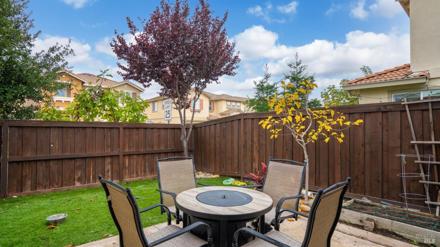 Vacaville, California, 95688, United States, 5 Bedrooms Bedrooms, ,3 BathroomsBathrooms,Residential,For Sale,2005727