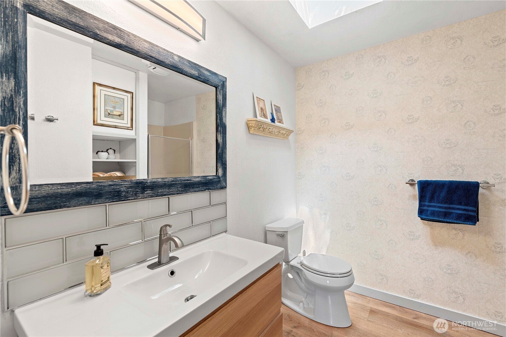 East Wenatchee, Washington, 98802, United States, 3 Bedrooms Bedrooms, ,2 BathroomsBathrooms,Residential,For Sale,1876357