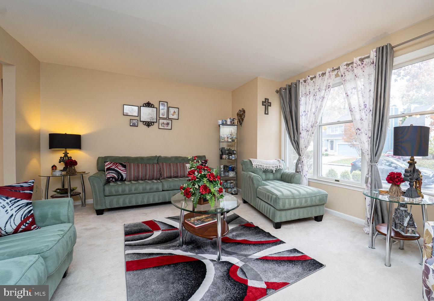 Annapolis, Maryland, 21403, United States, 4 Bedrooms Bedrooms, ,3 BathroomsBathrooms,Residential,For Sale,1988002