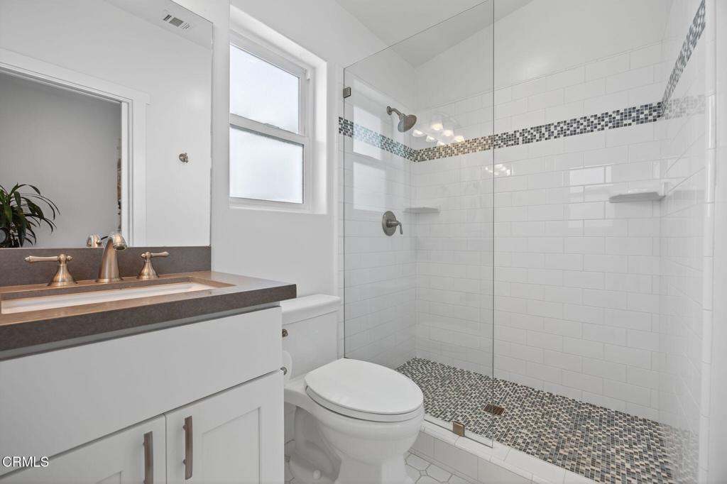 Ventura, California, 93001, United States, 4 Bedrooms Bedrooms, ,4 BathroomsBathrooms,Residential,For Sale,1975034