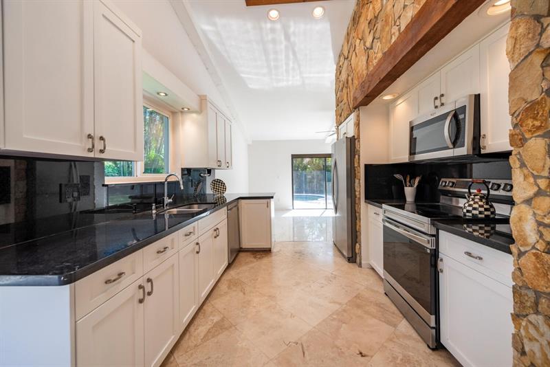 Plantation, Florida, 33322, United States, 4 Bedrooms Bedrooms, ,2 BathroomsBathrooms,Residential,For Sale,1925326