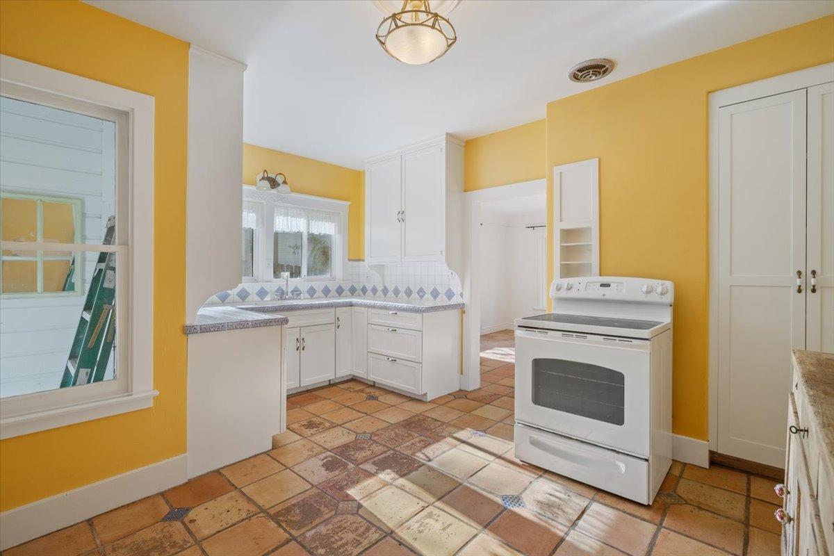 Placerville, California, 95667, United States, 4 Bedrooms Bedrooms, ,4 BathroomsBathrooms,Residential,For Sale,1928267