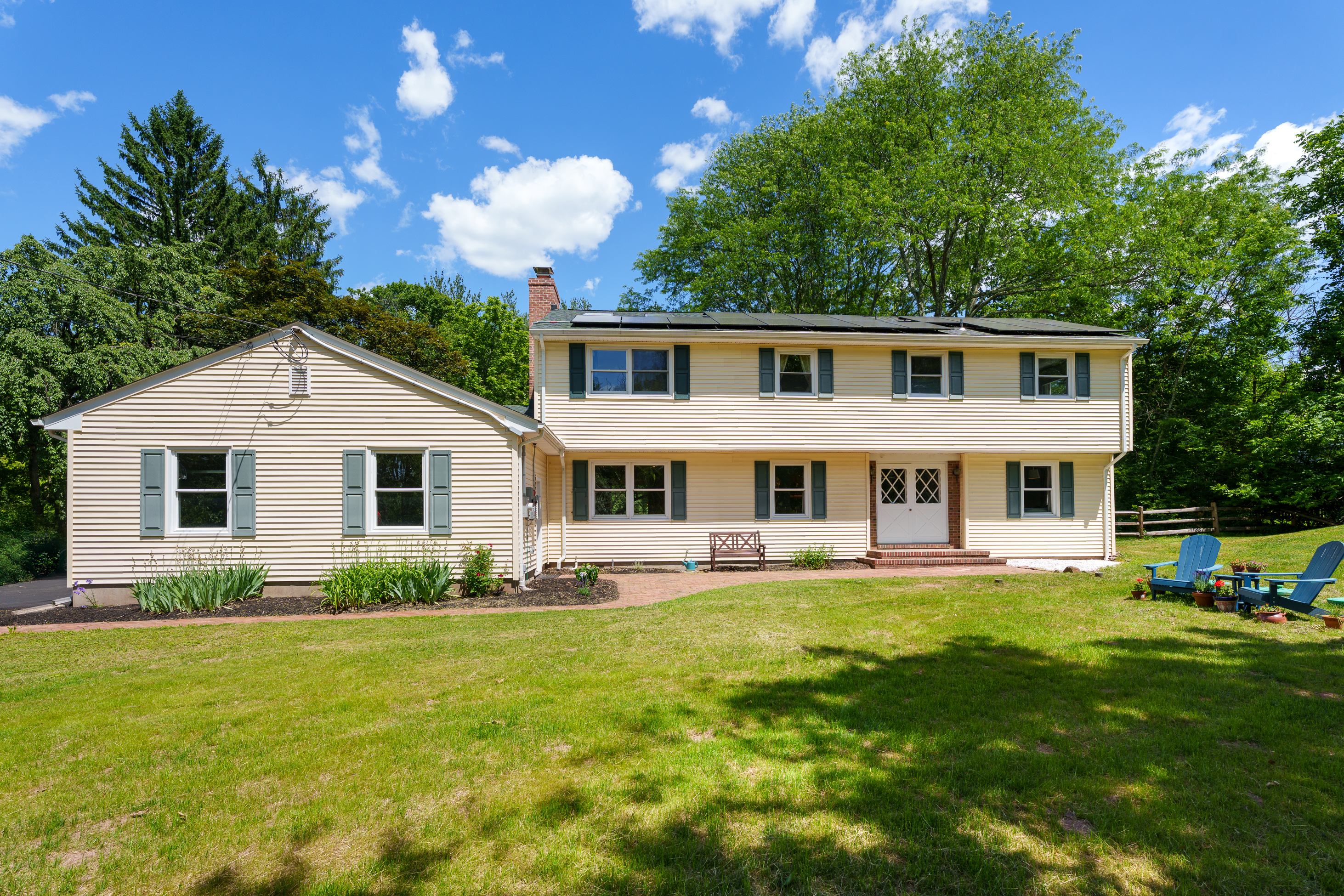  Smart Upgrades and Stylish Spaces Define This Montgomery Township Showstopper - 物件實景