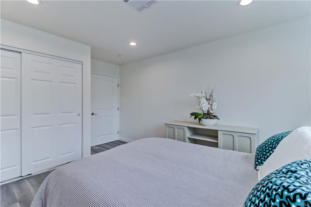 Los ANgeles, California, 90004, United States, 5 Bedrooms Bedrooms, ,2 BathroomsBathrooms,Residential,For Sale,1756474