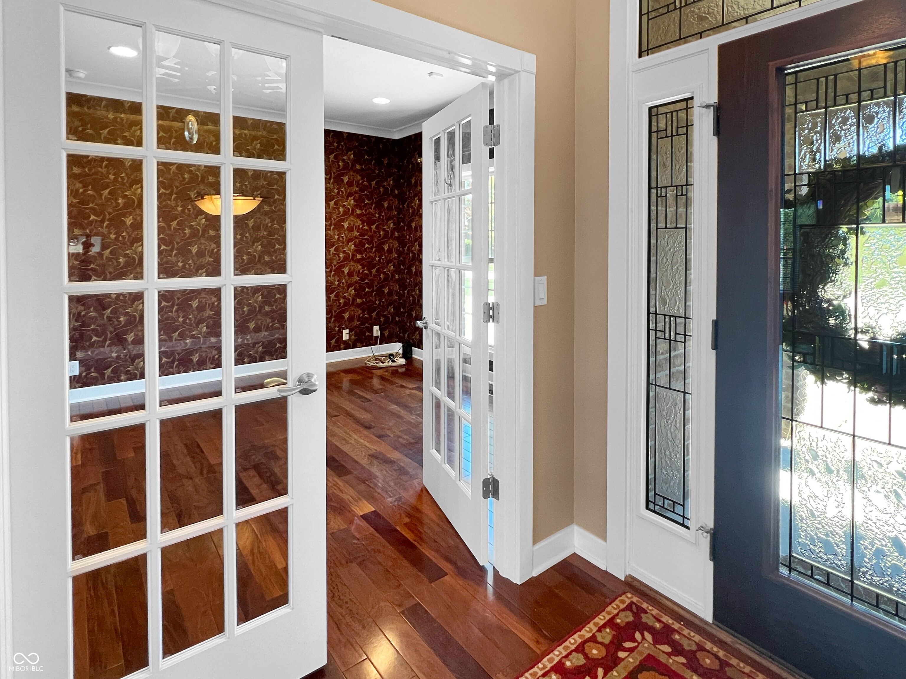 Columbus, Indiana, 47201, United States, 3 Bedrooms Bedrooms, ,3 BathroomsBathrooms,Residential,For Sale,1977125