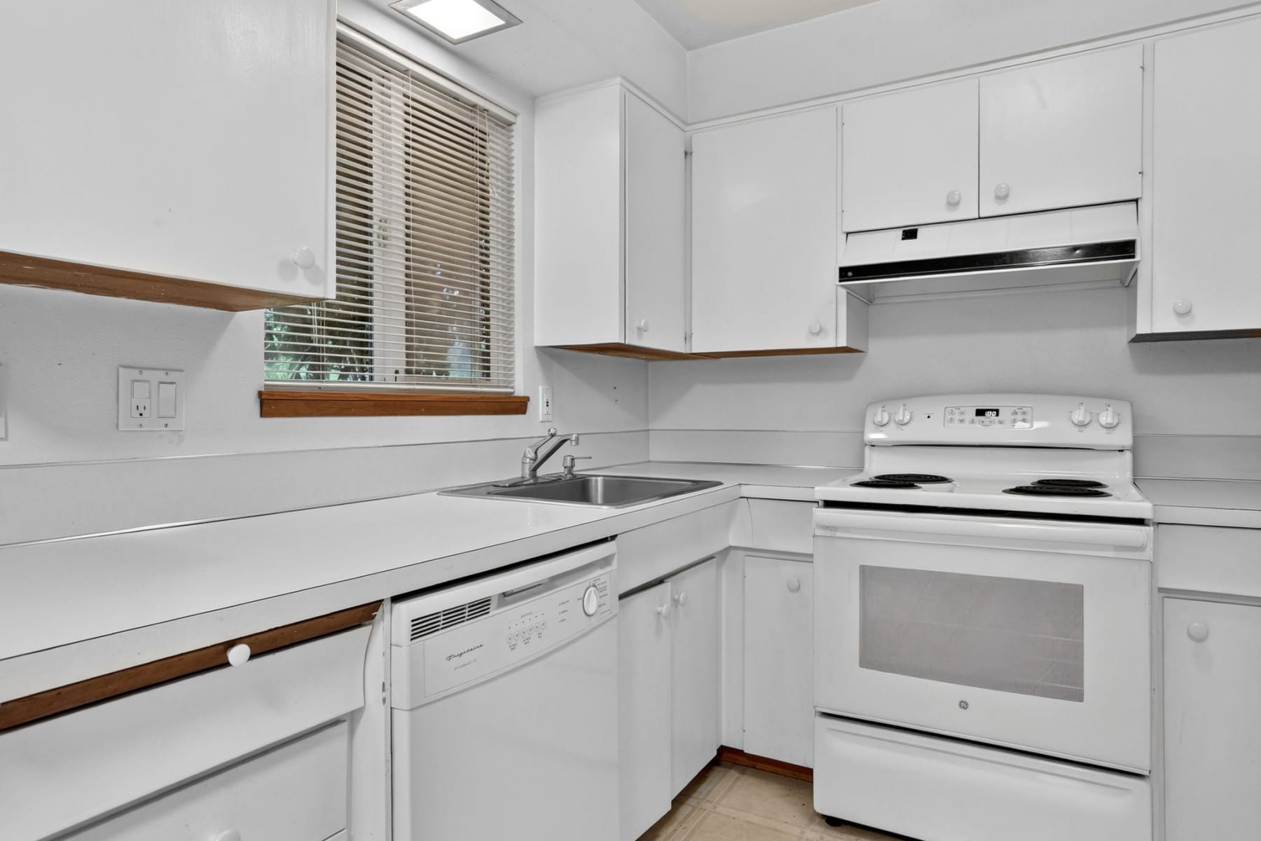  13345 NW WESTLAWN TER Portland, OR 97229 - 物件實景